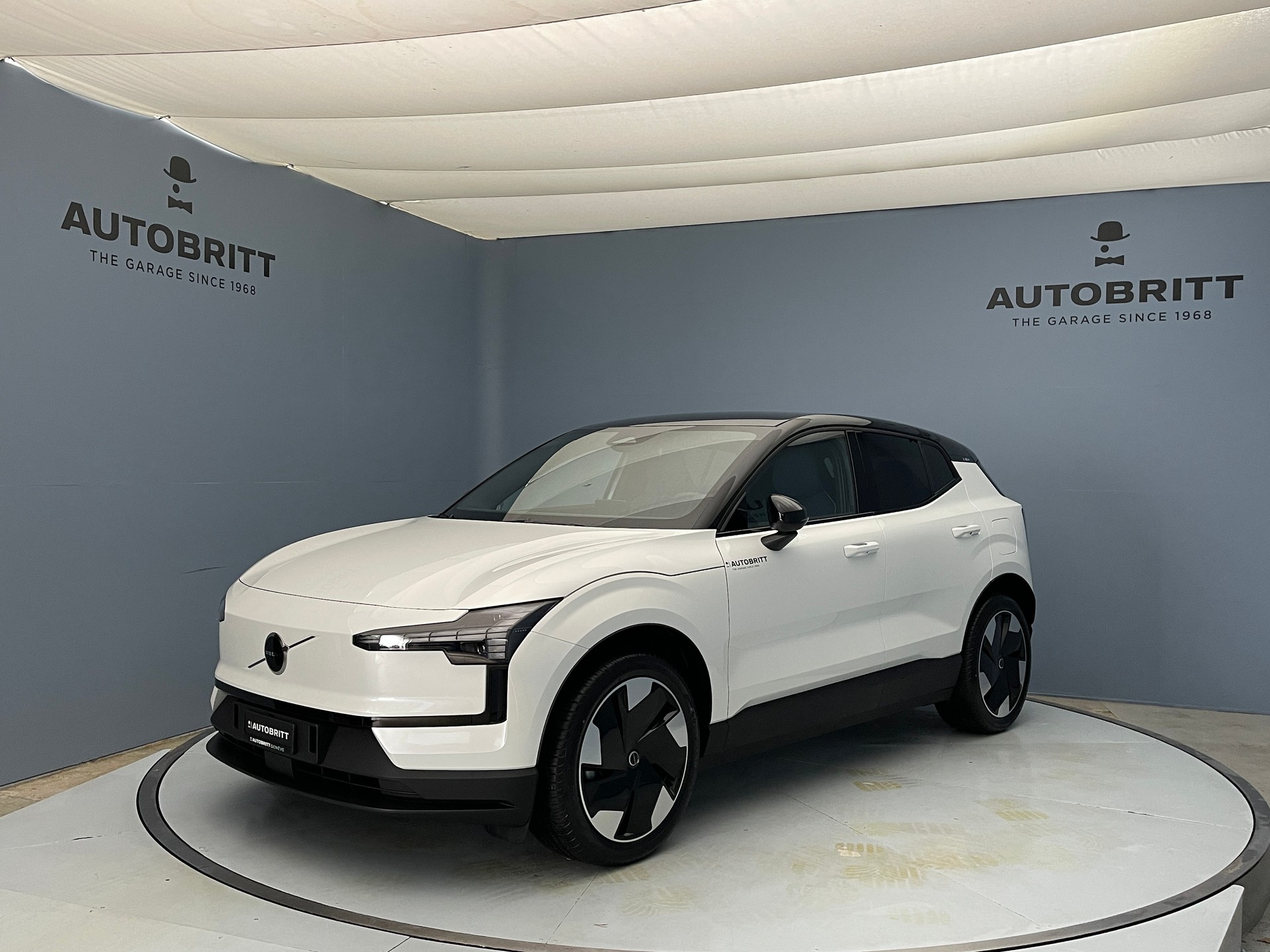 VOLVO EX30 E60 Plus-image-0
