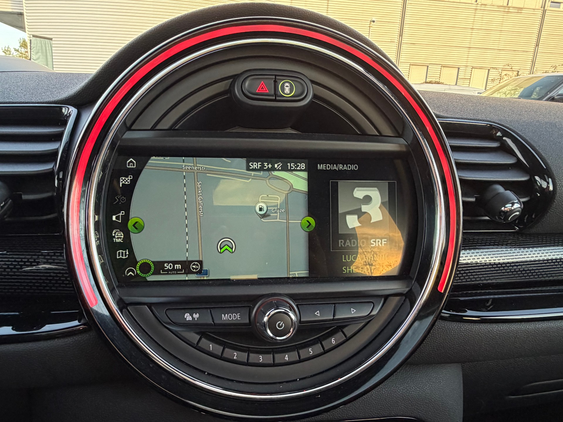 MINI Clubman Cooper S ALL4 Steptronic-image-18