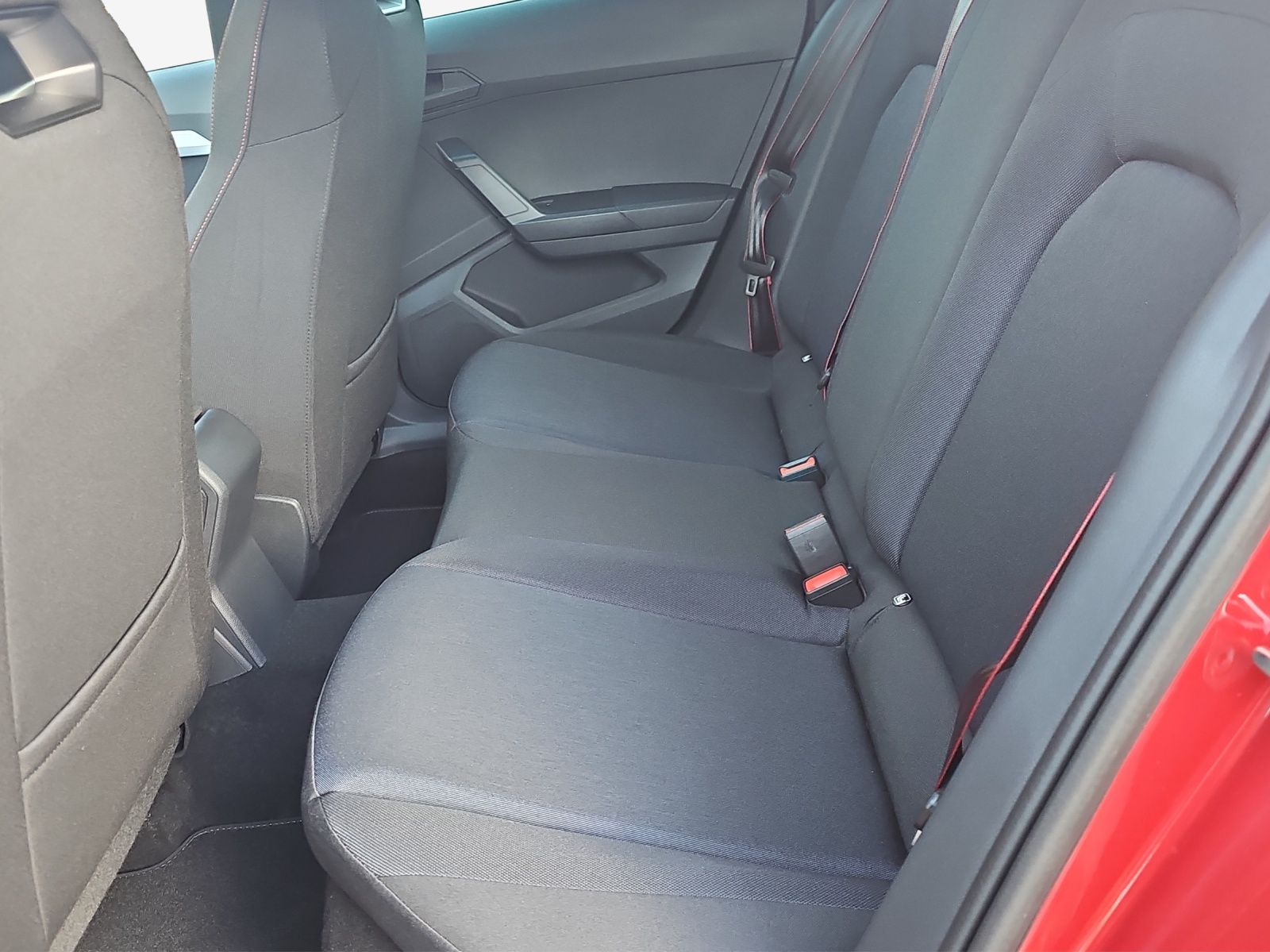 SEAT Ibiza 1.0 EcoTSI 75 Edition DSG-image-11