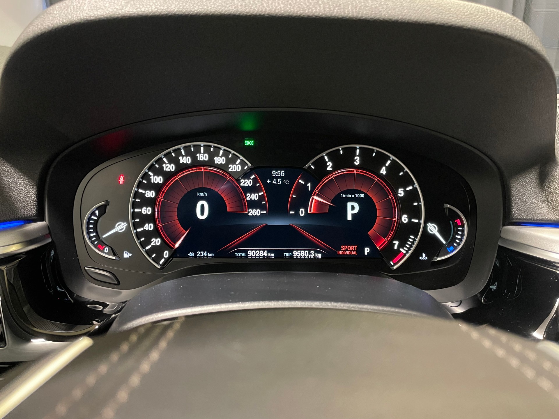 BMW 530i xDrive Sport Line Steptronic (58)-image-12