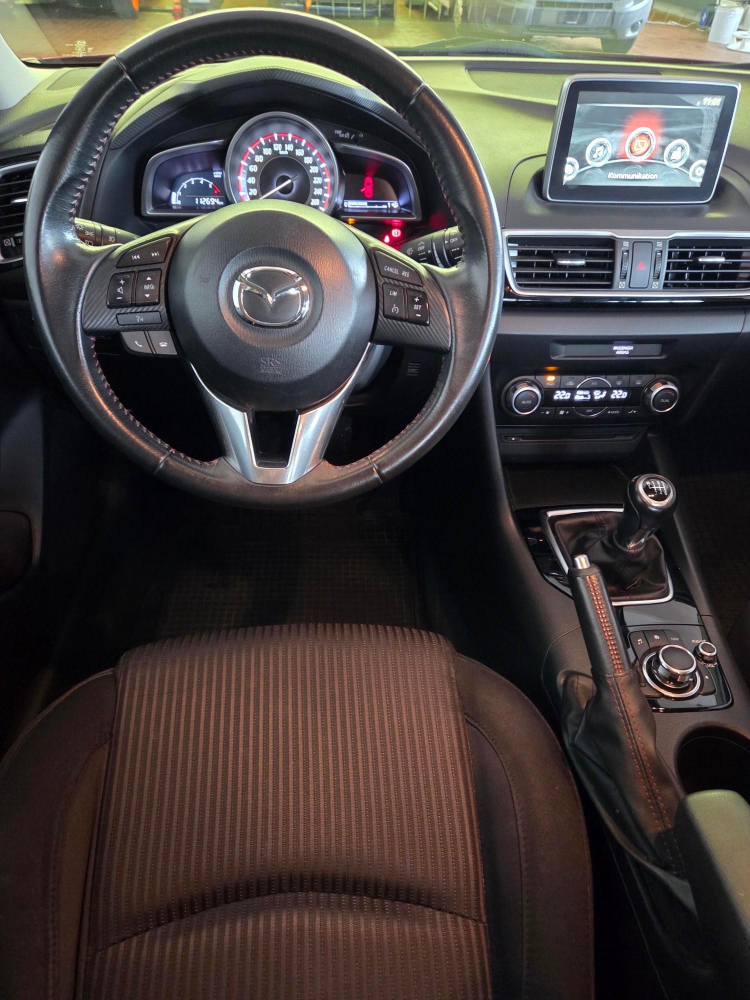 MAZDA 3 2.2 16V CD Ambition-image-3