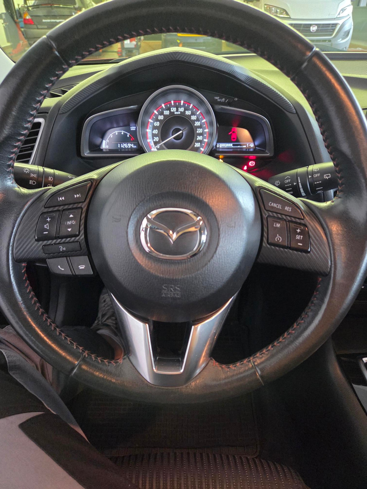 MAZDA 3 2.2 16V CD Ambition-image-4
