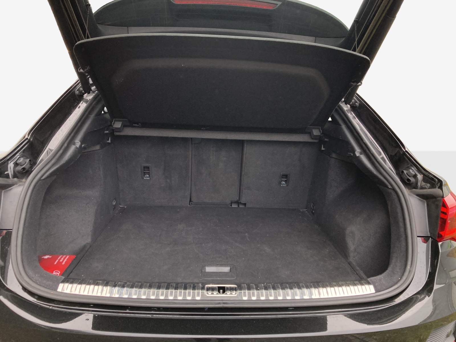 AUDI Q3 Sportback 35 TFSI S line Attraction S-tronic-image-12