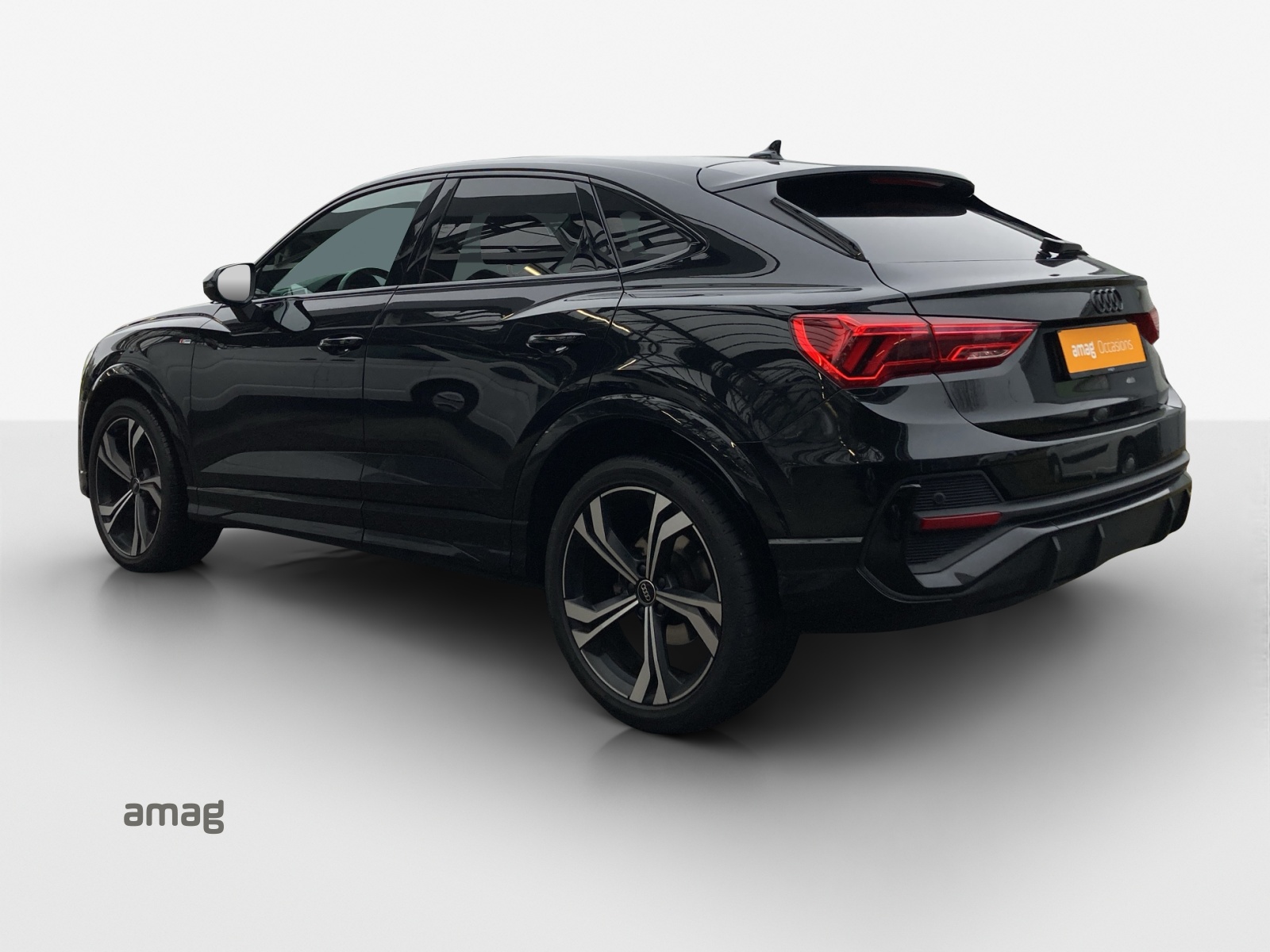 AUDI Q3 Sportback 35 TFSI S line Attraction S-tronic-image-2
