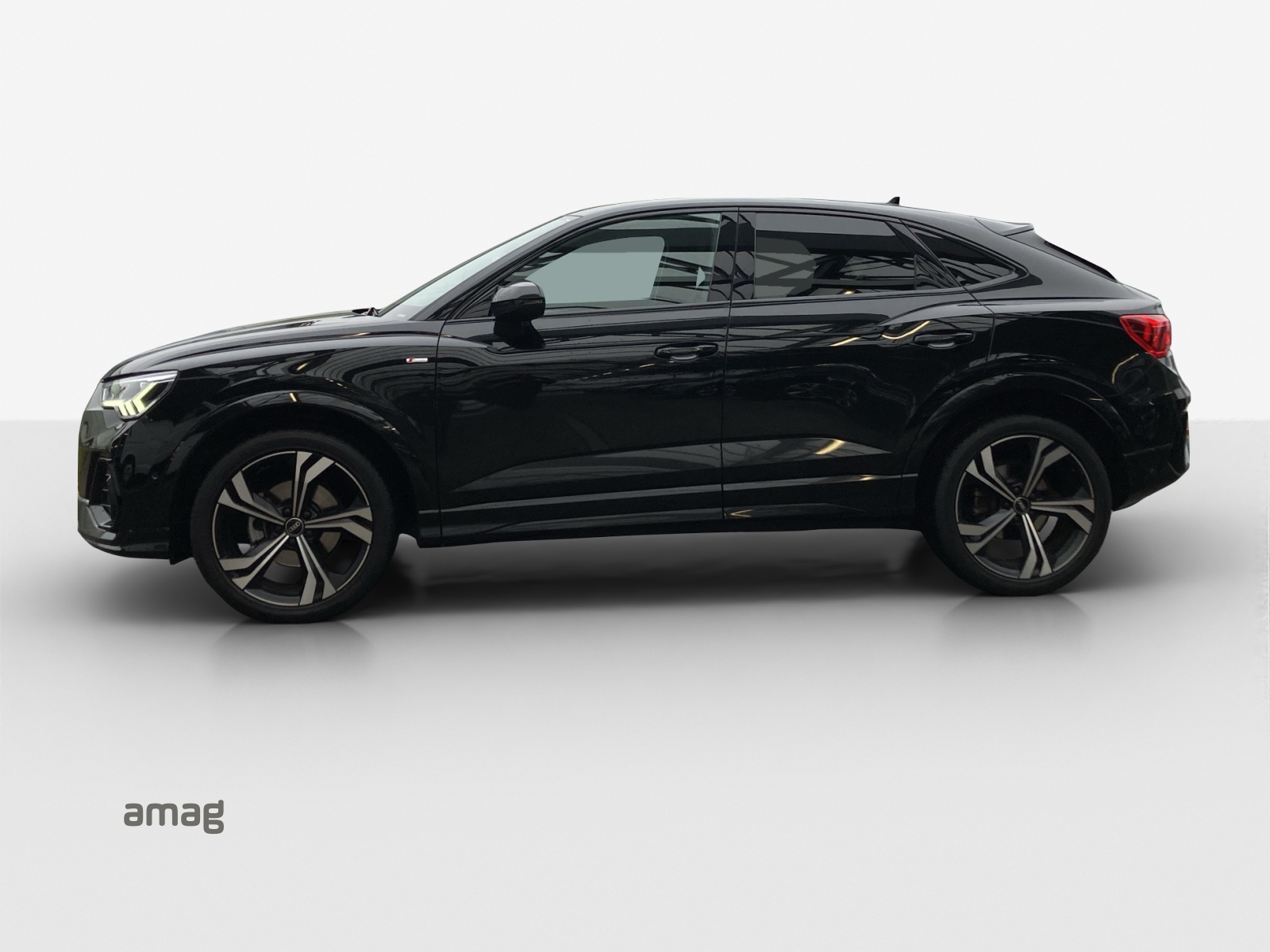 AUDI Q3 Sportback 35 TFSI S line Attraction S-tronic-image-1