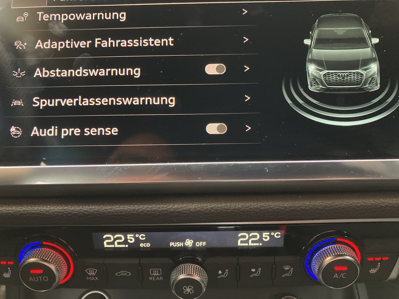 AUDI Q3 Sportback 35 TFSI S line Attraction S-tronic-image-14