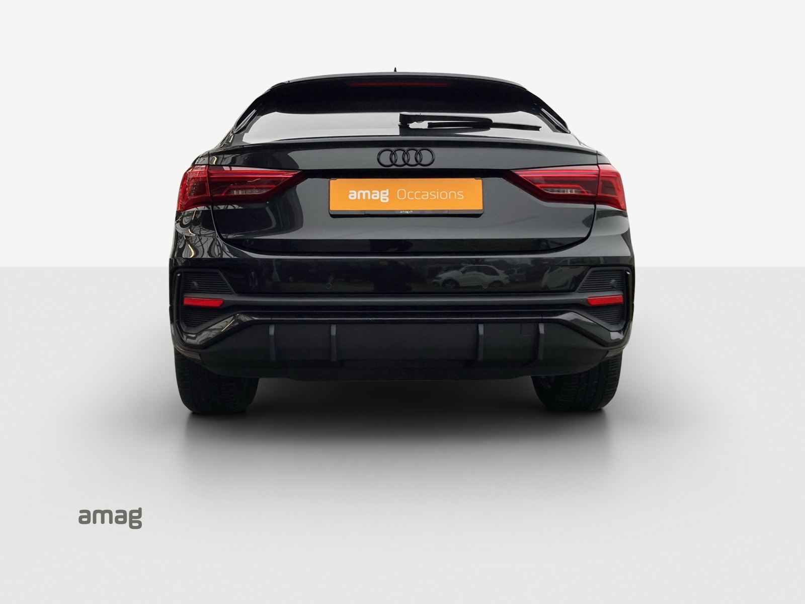 AUDI Q3 Sportback 35 TFSI S line Attraction S-tronic-image-3
