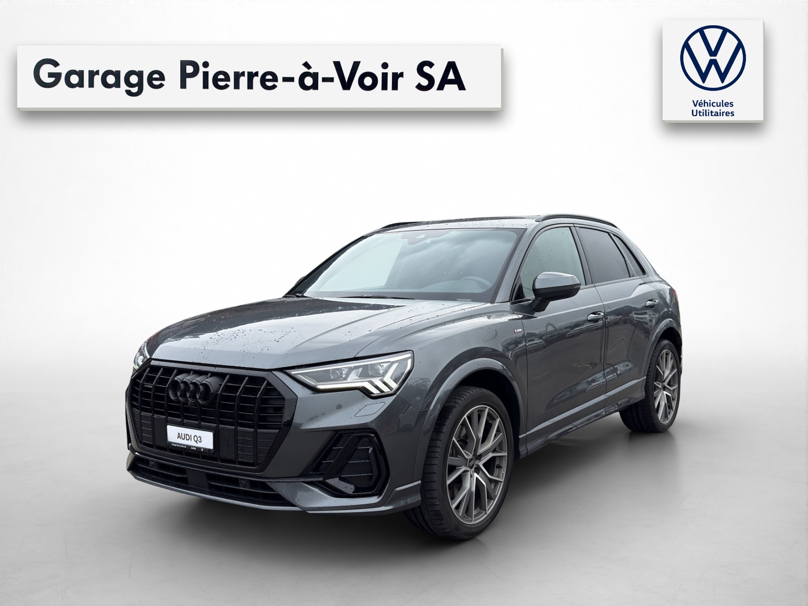 AUDI Q3 40 TFSI S line quattro S-tronic-image-0
