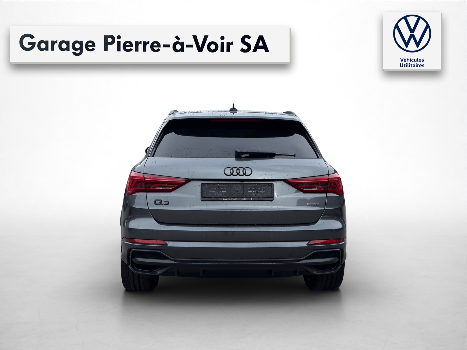 AUDI Q3 40 TFSI S line quattro S-tronic-image-3
