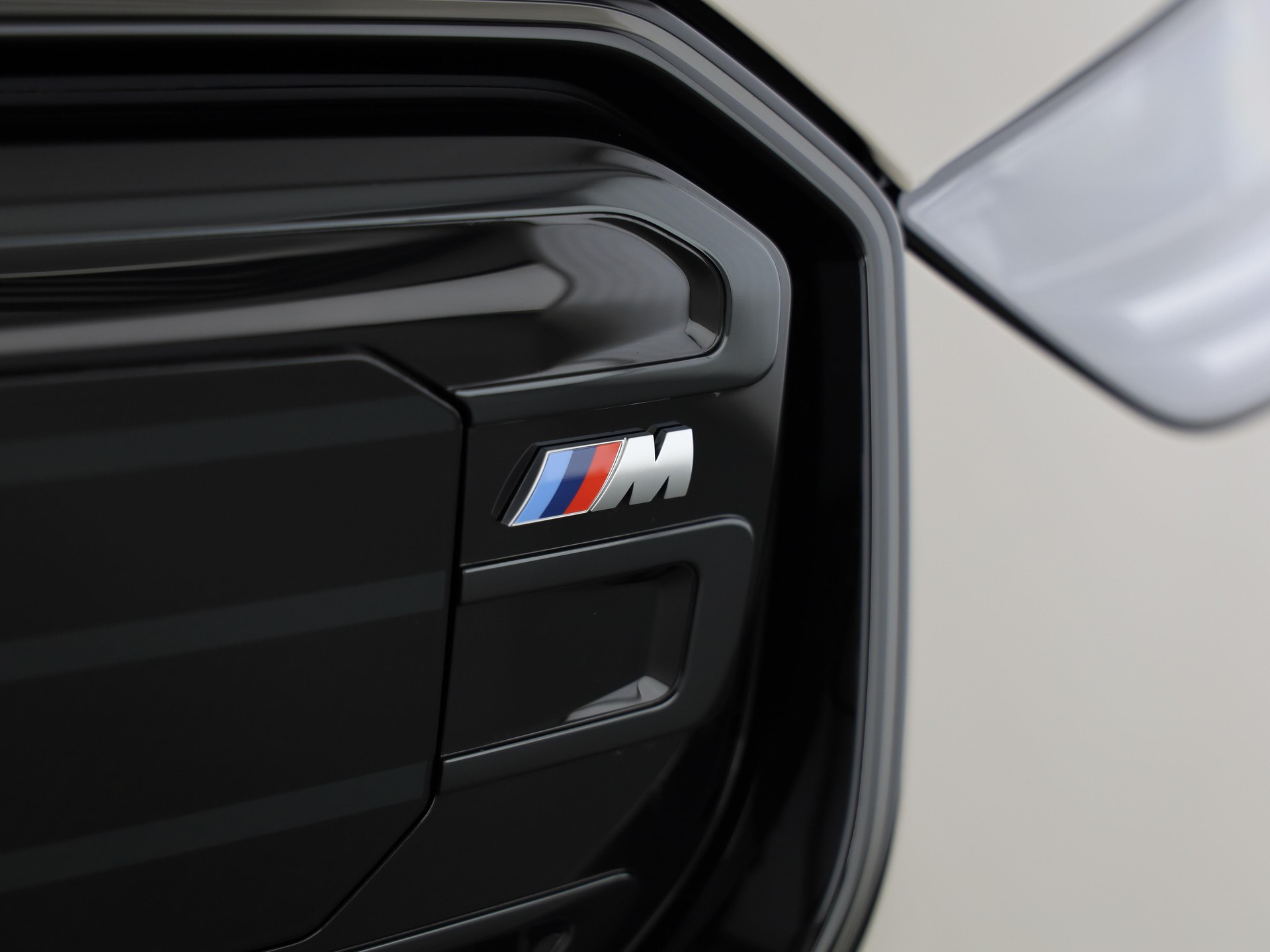 BMW X3 M50i-image-5