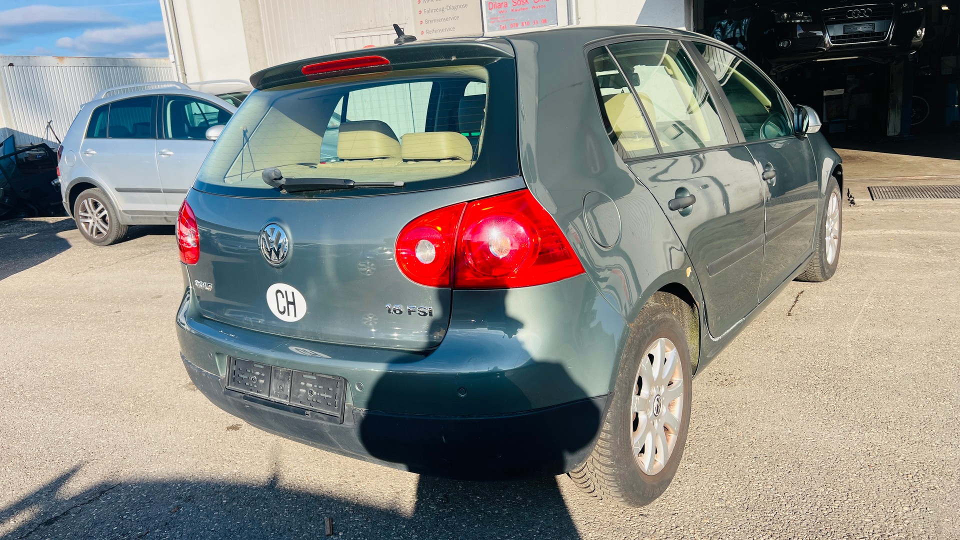 VW GOLF-image-5