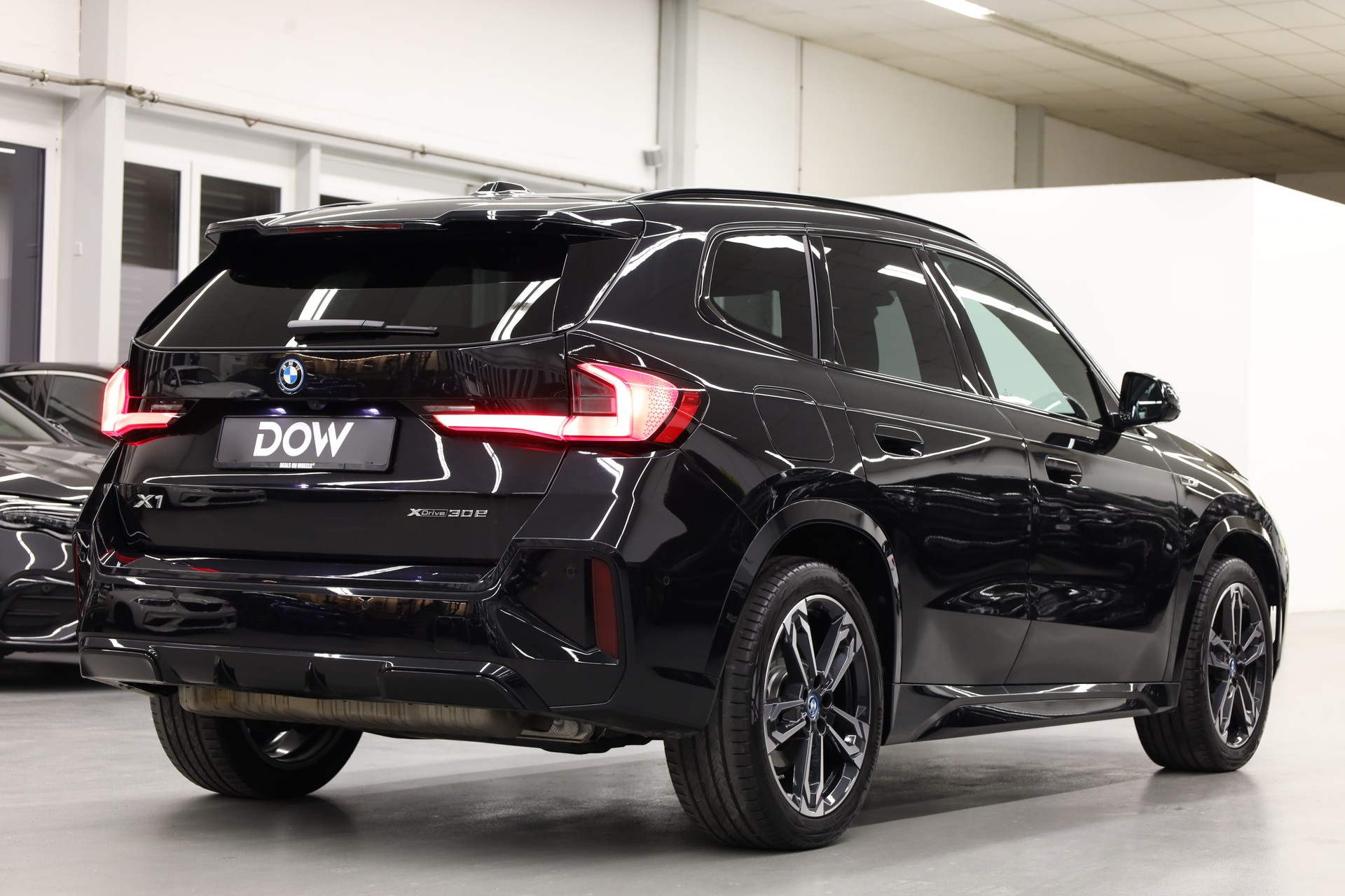 BMW X1 30e xDrive M-Sport-image-4