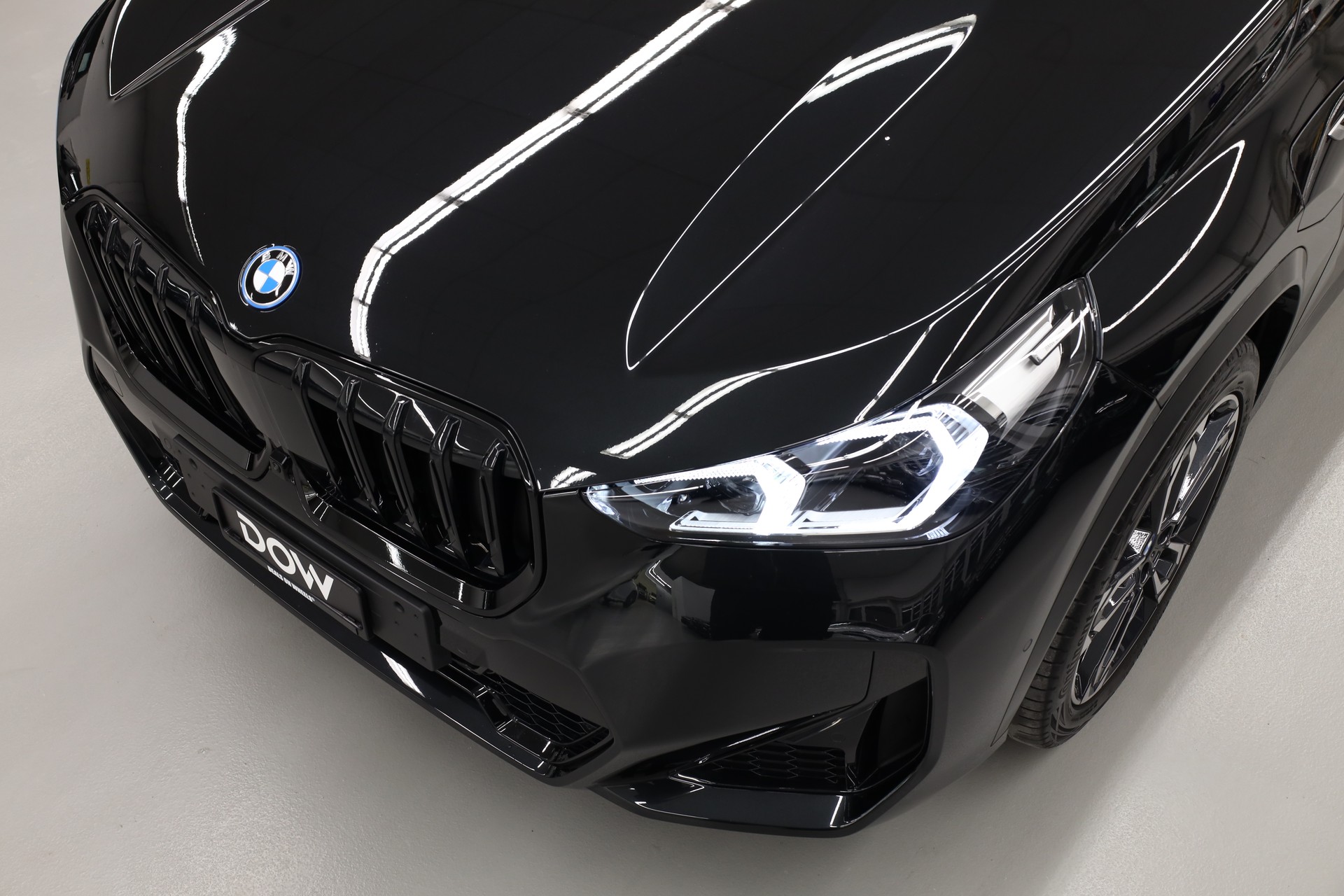BMW X1 30e xDrive M-Sport-image-7