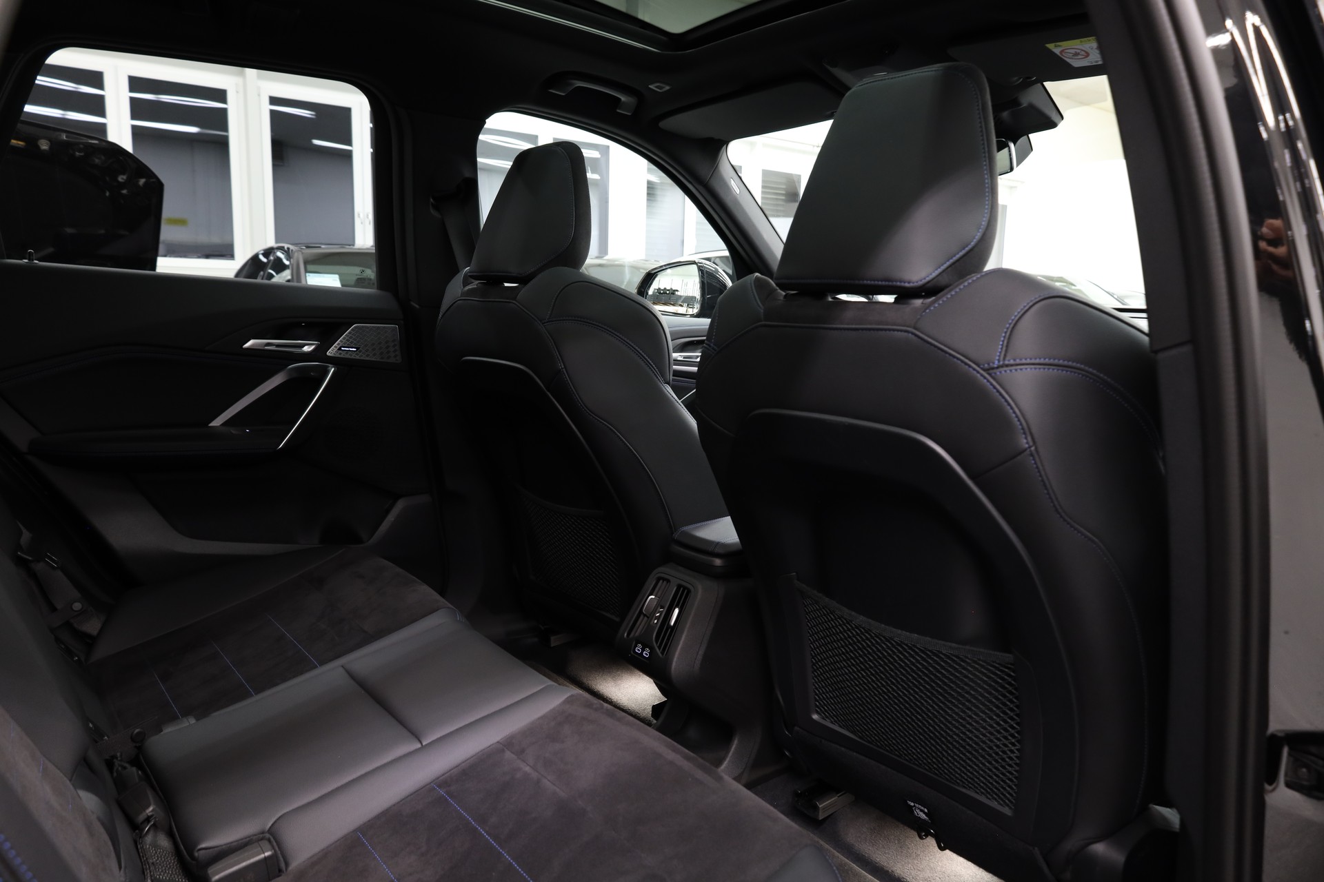 BMW X1 30e xDrive M-Sport-image-26