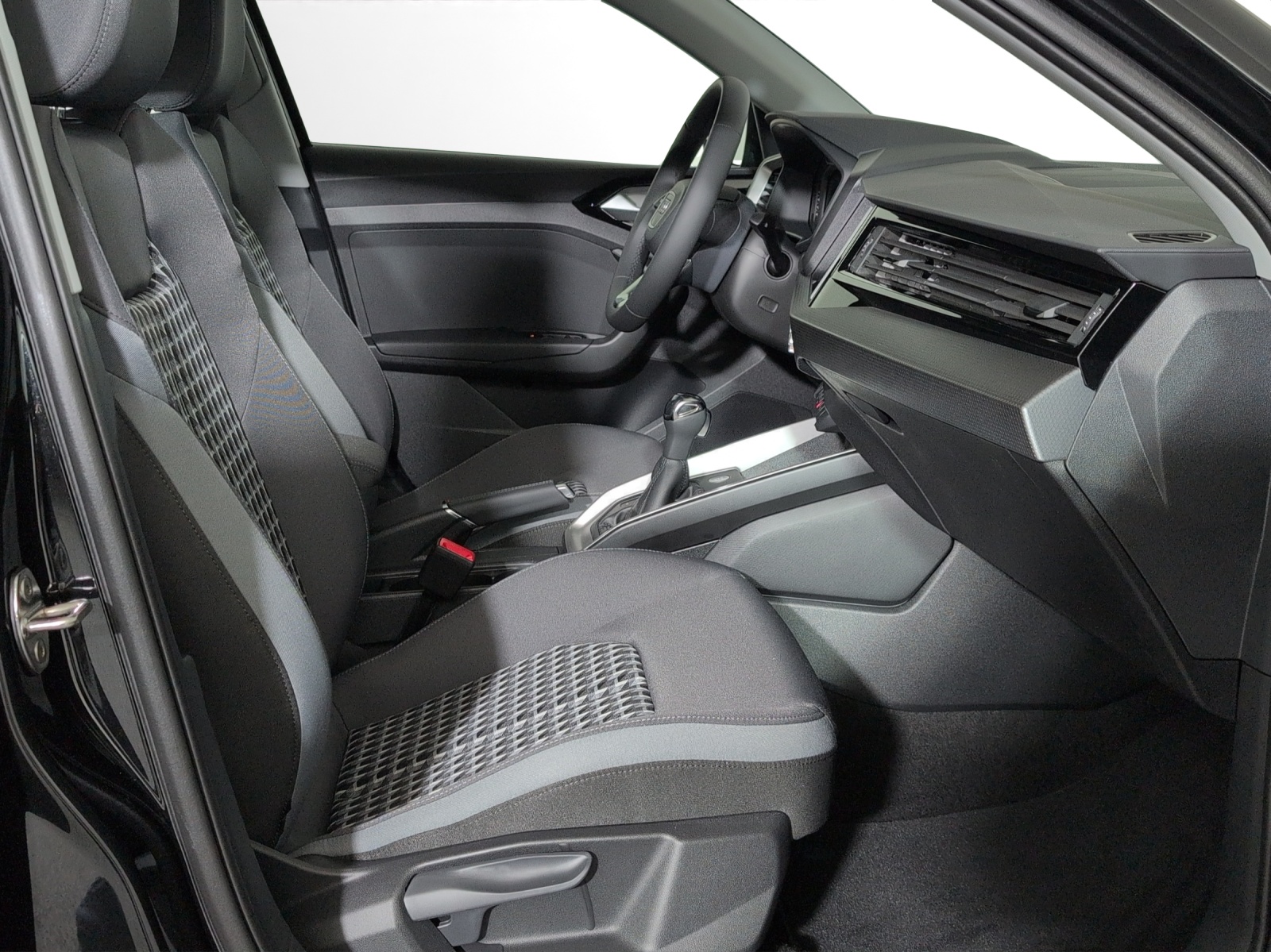 AUDI A1 Sportback 30 TFSI Attraction S-tronic-image-6