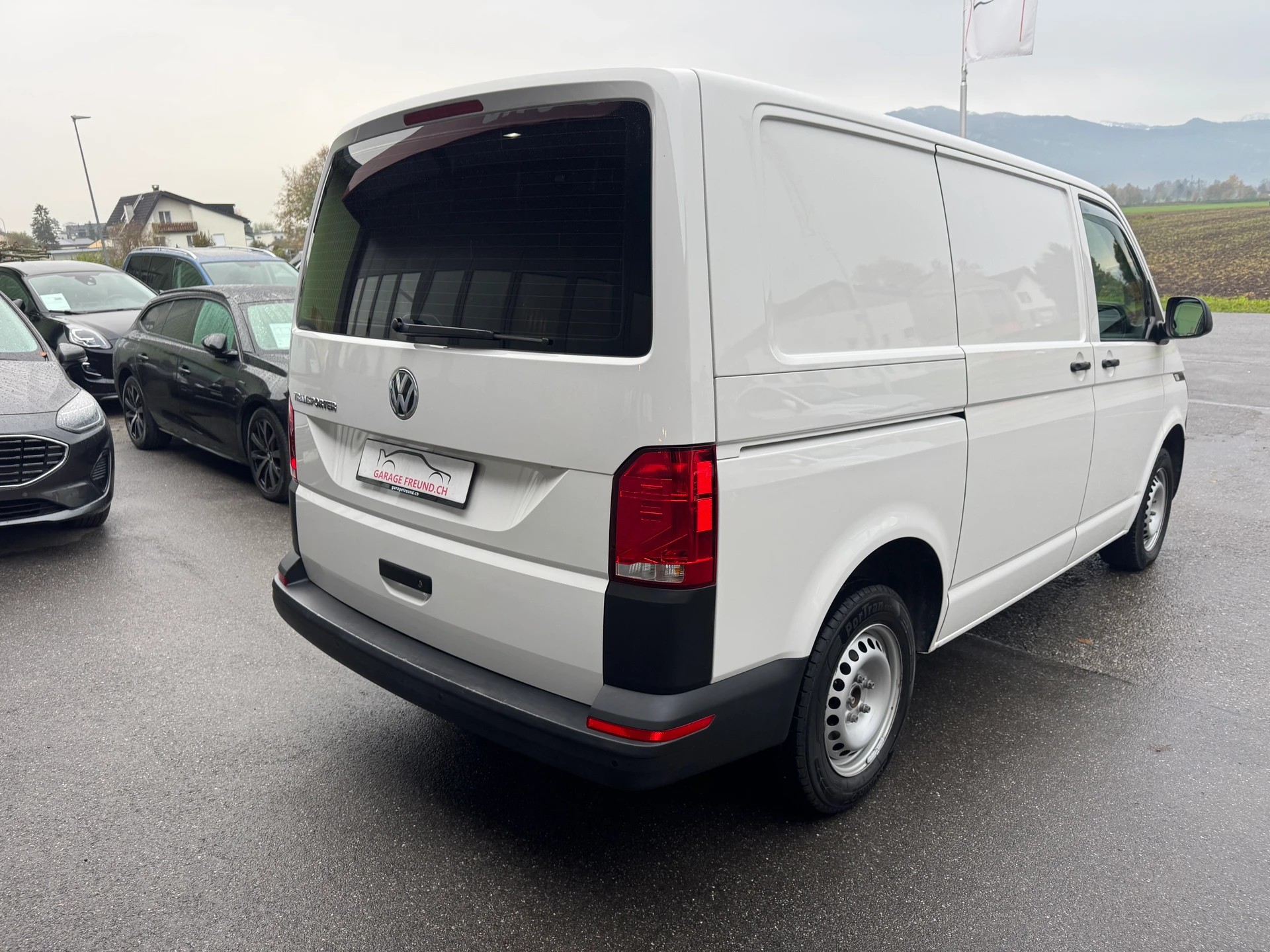 VW T6.1 2.0 TDI Transporter-image-11