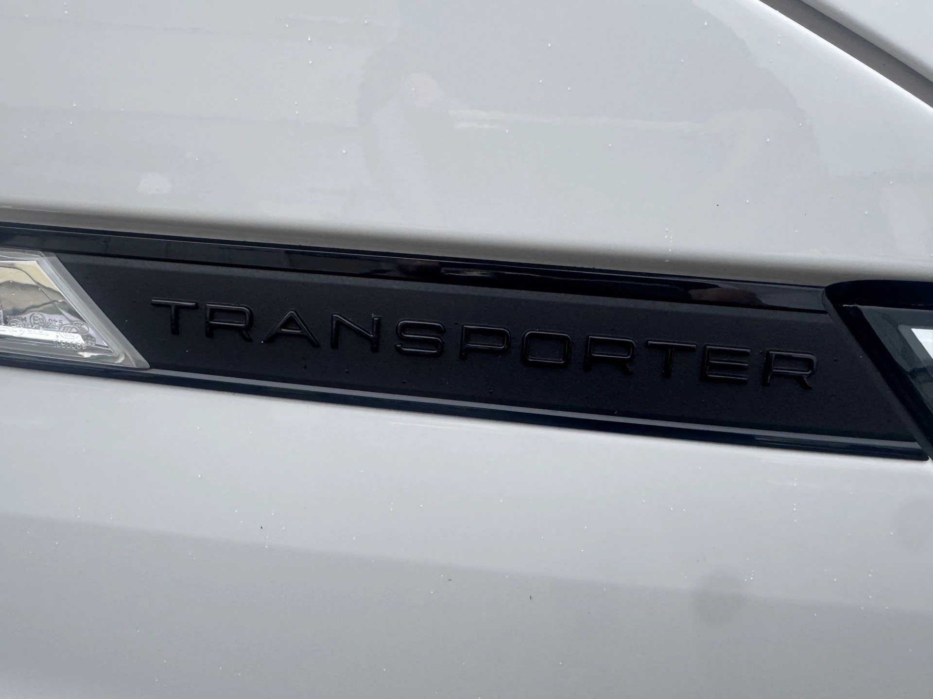 VW T6.1 2.0 TDI Transporter-image-3