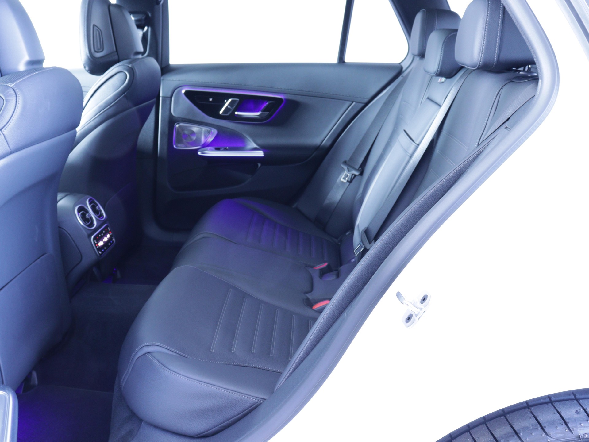 MERCEDES-BENZ C 220 d Swiss Star AMG Line 4matic Kombi-image-9
