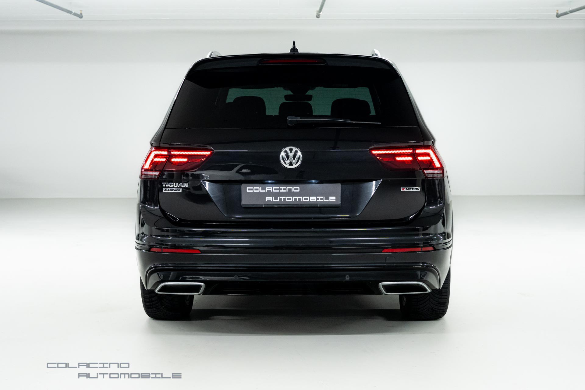 VW Tiguan Allspace 2.0 TDI SCR R-Line 4Motion DSG-image-5