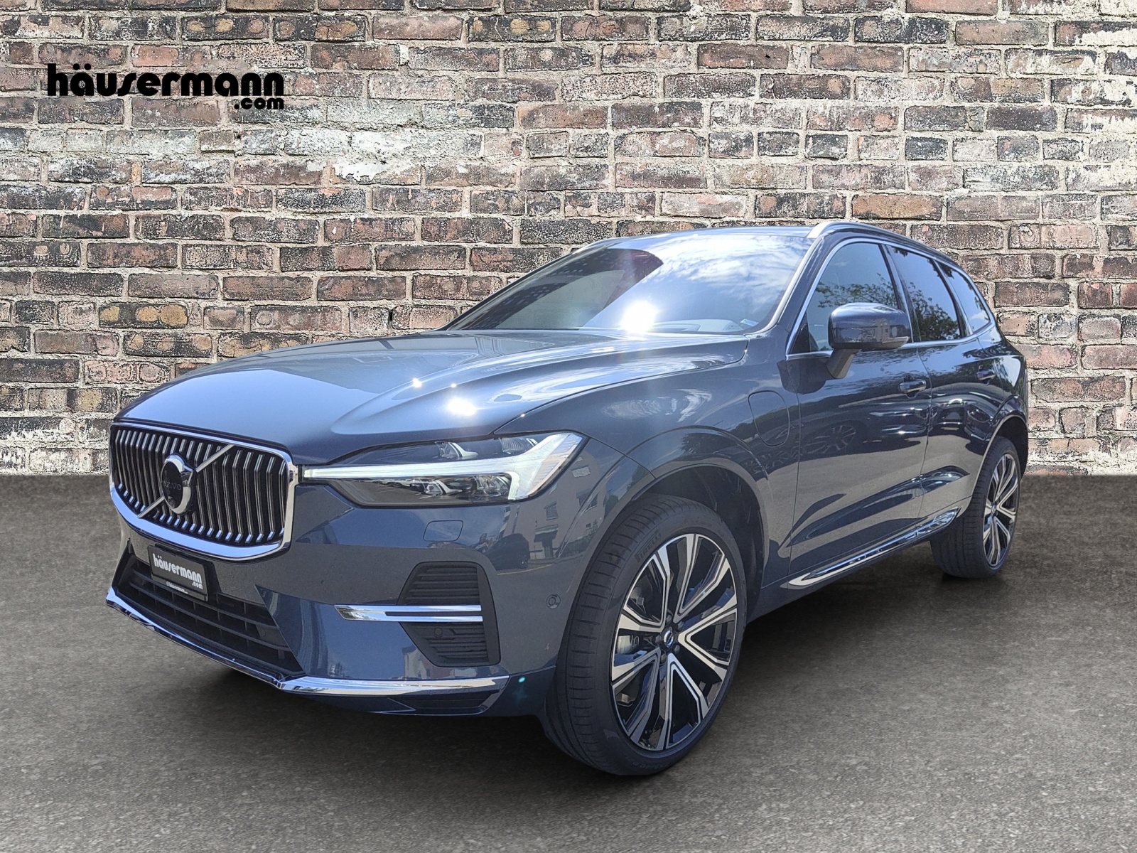 VOLVO XC60 2.0 T6 TE Ultra Bright eAWD-image-0