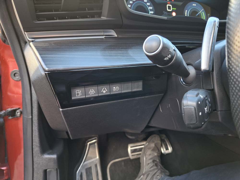 PEUGEOT 508 1.6 Plug-in Hybrid GT Pack-image-13