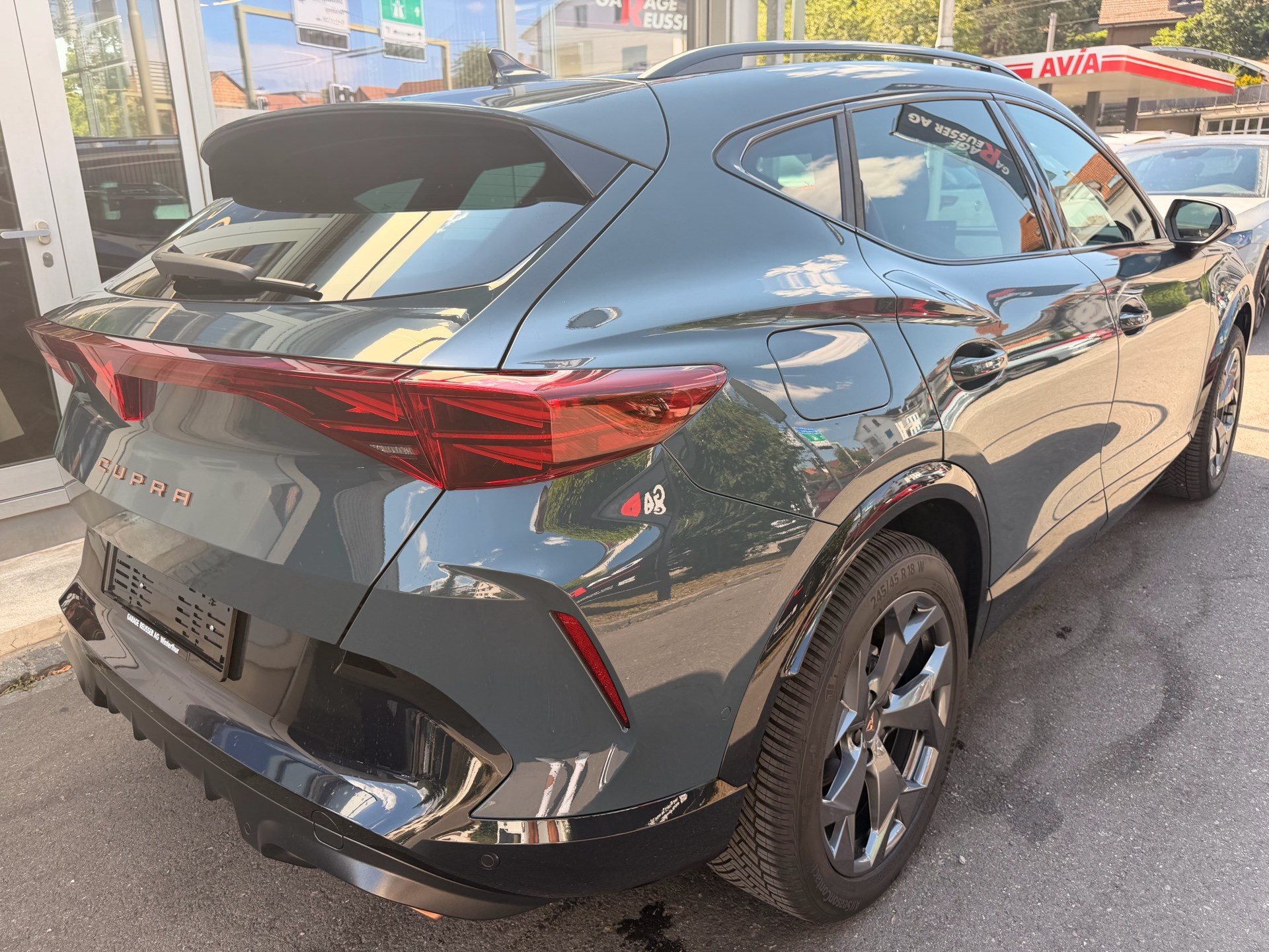 CUPRA Formentor 1.5 TSI e-Hybrid 204 PS *** 360° KAMERA & 60 MONATE WERKSGARANTIE ***-image-3