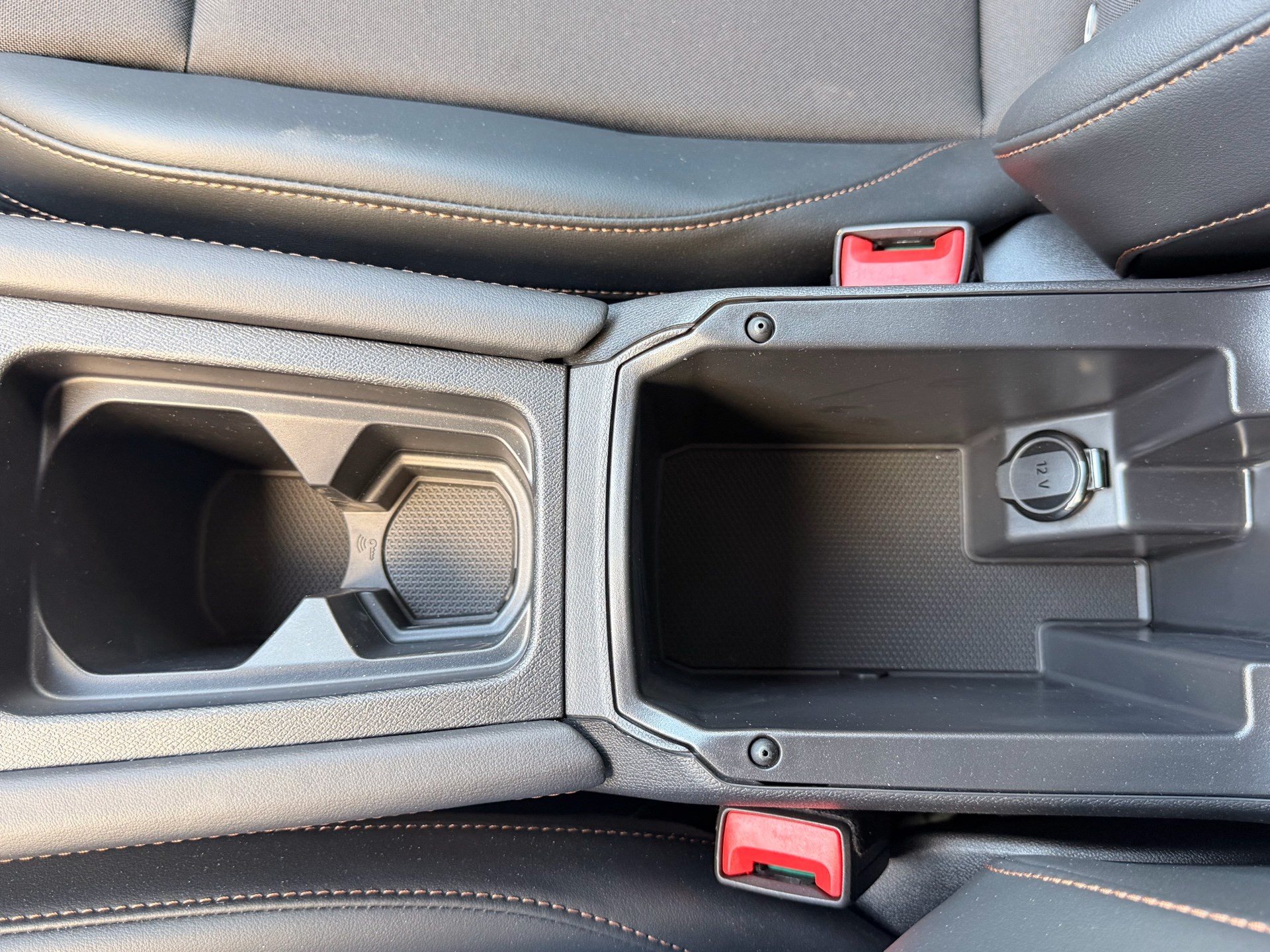 CUPRA Formentor 1.5 TSI e-Hybrid 204 PS *** 360° KAMERA & 60 MONATE WERKSGARANTIE ***-image-28