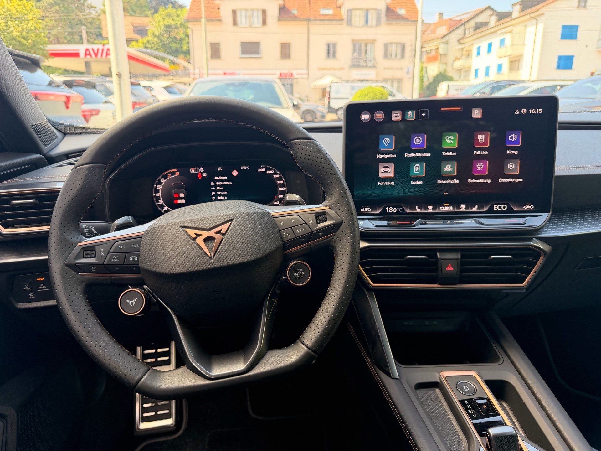 CUPRA Formentor 1.5 TSI e-Hybrid 204 PS *** 360° KAMERA & 60 MONATE WERKSGARANTIE ***-image-8