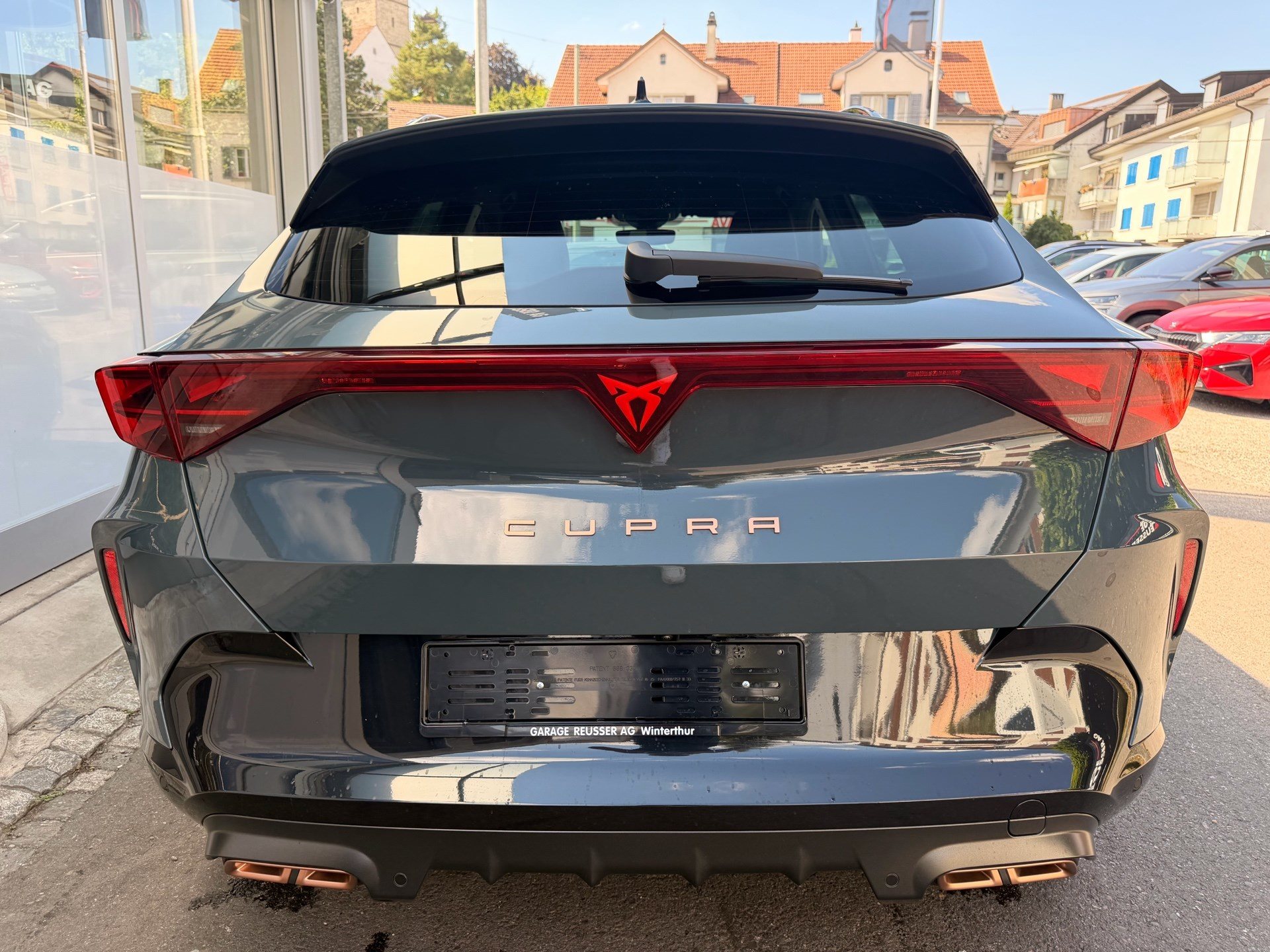CUPRA Formentor 1.5 TSI e-Hybrid 204 PS *** 360° KAMERA & 60 MONATE WERKSGARANTIE ***-image-4