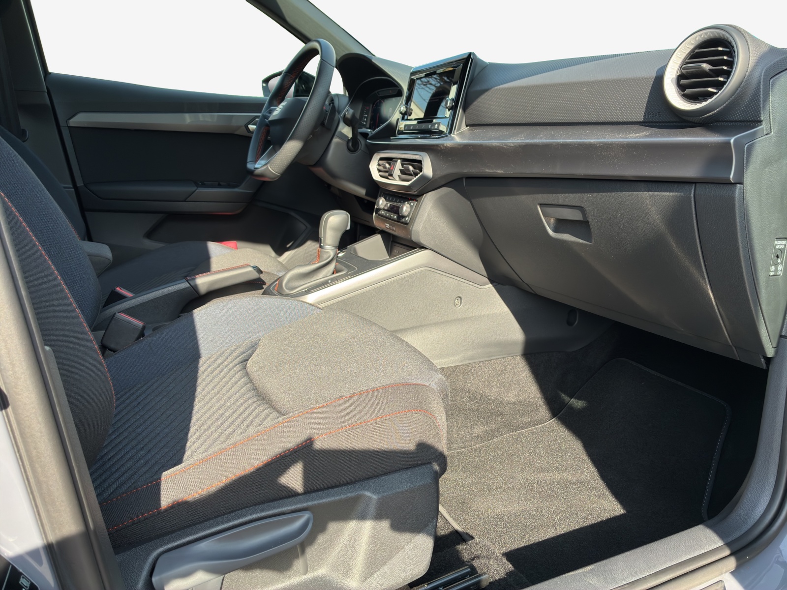 SEAT Ibiza 1.0 EcoTSI 75 Edition DSG-image-14