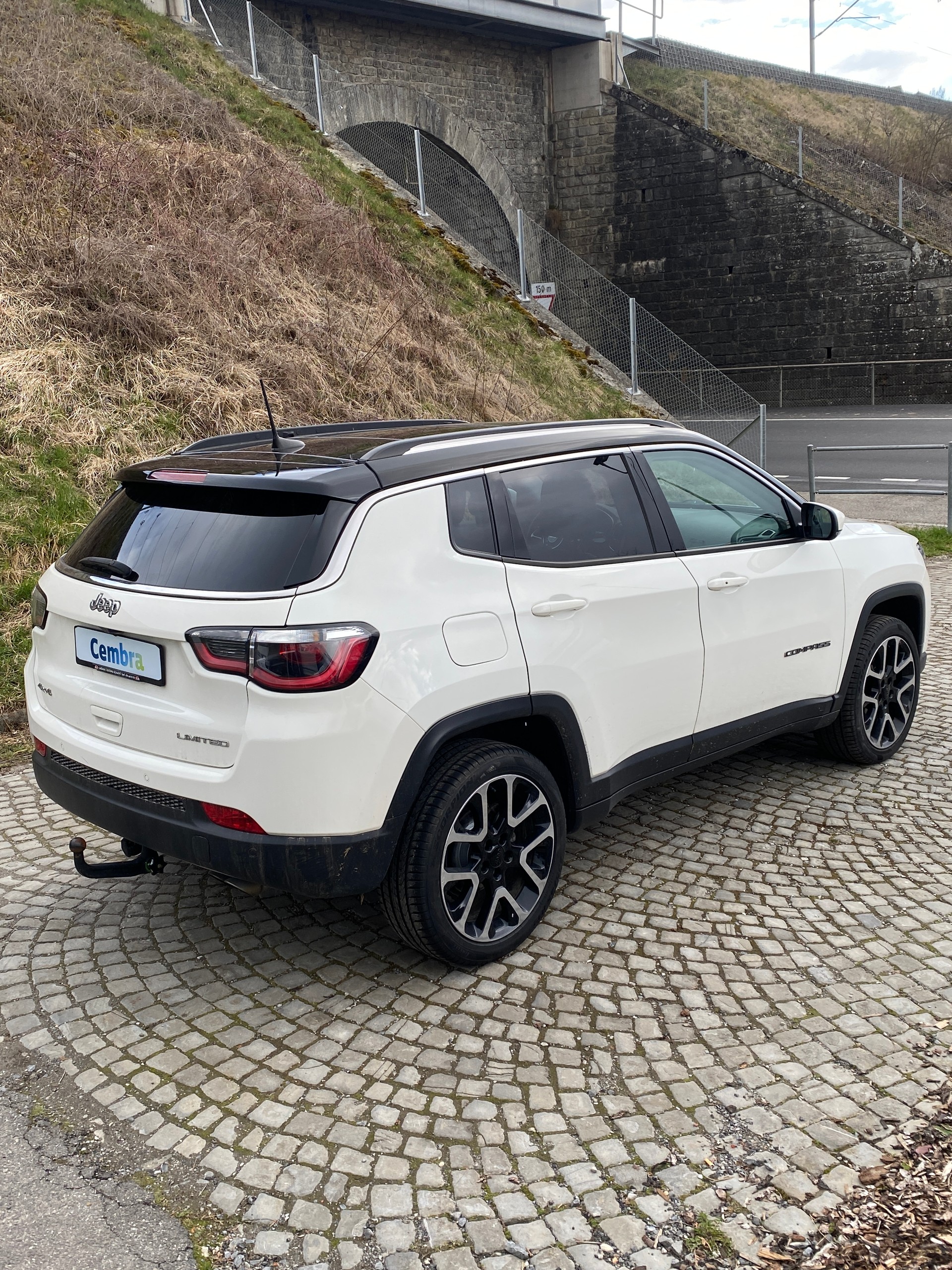 JEEP Compass 1.4 Turbo Limited AWD 9ATX-image-3