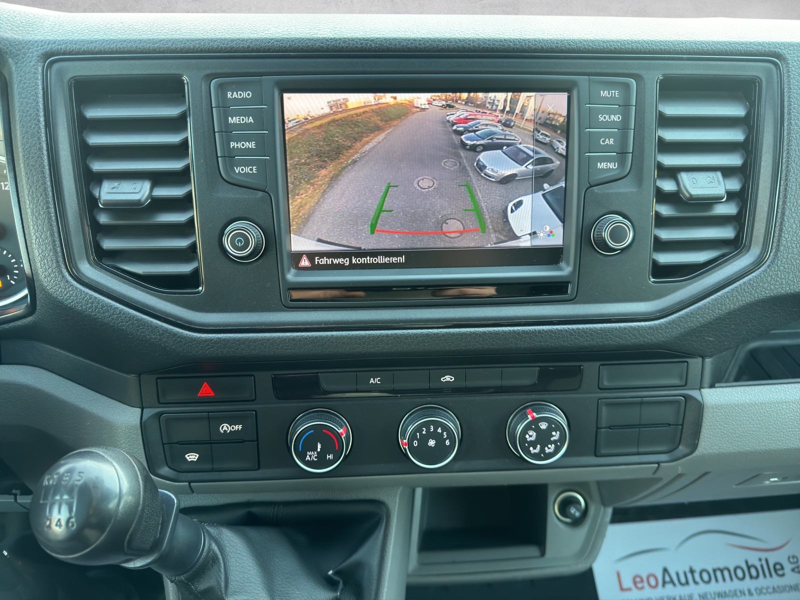 VW Crafter 35 2.0 BiTDI L4-image-10