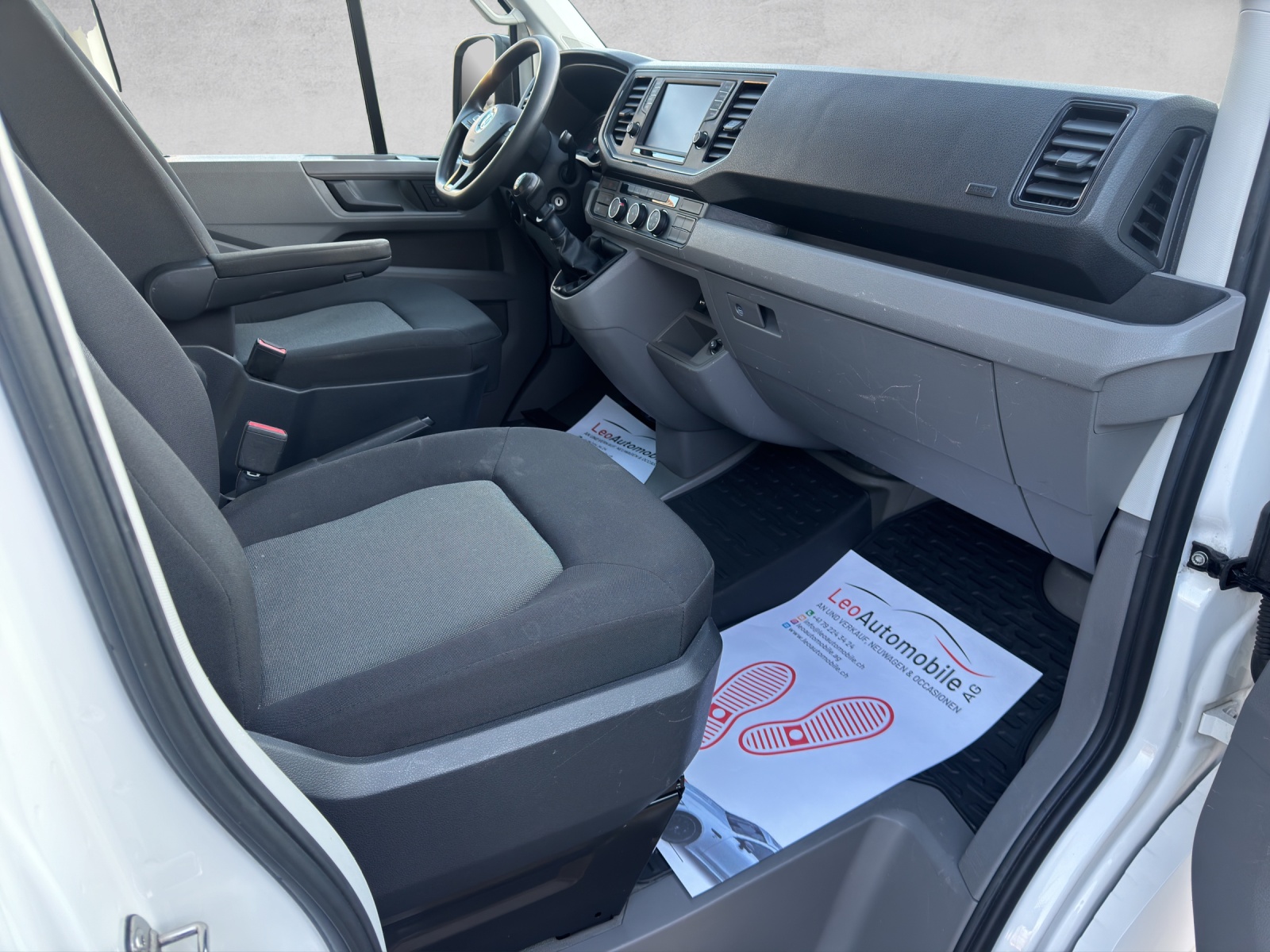 VW Crafter 35 2.0 BiTDI L4-image-11