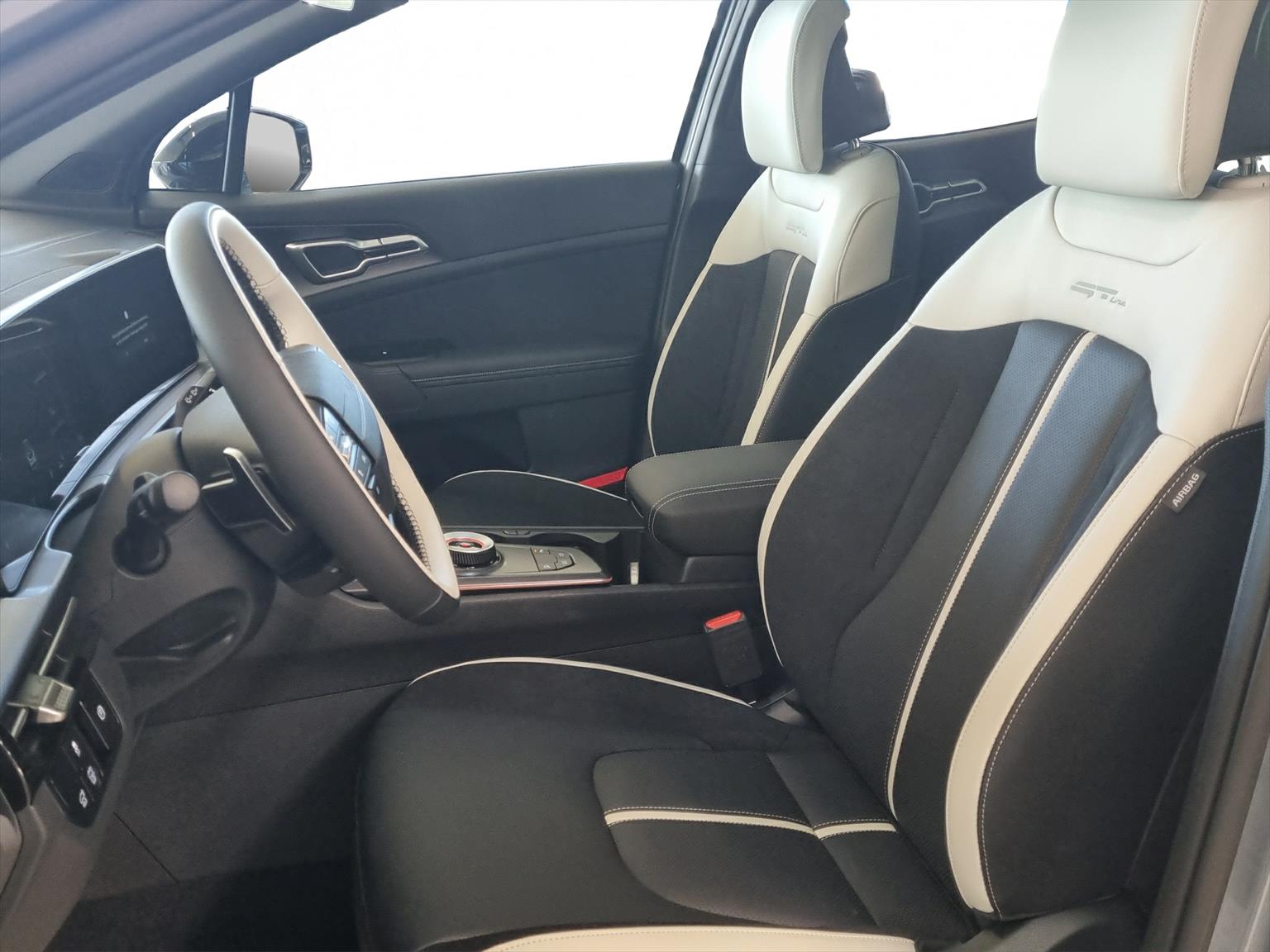 KIA Sportage 1.6T-GDi HEV GT-Line Plus 4x4 Pano Premiu-image-8