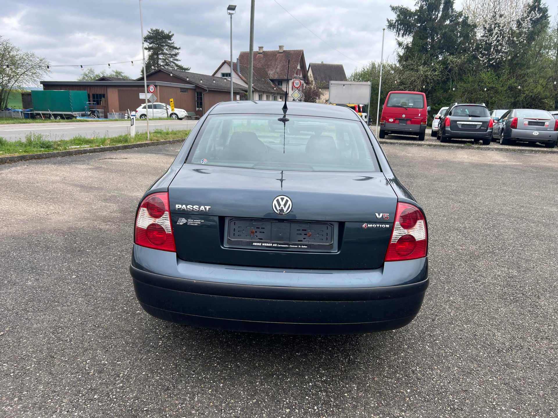 VW Passat 2.3 V5 4Motion Trendline-image-5
