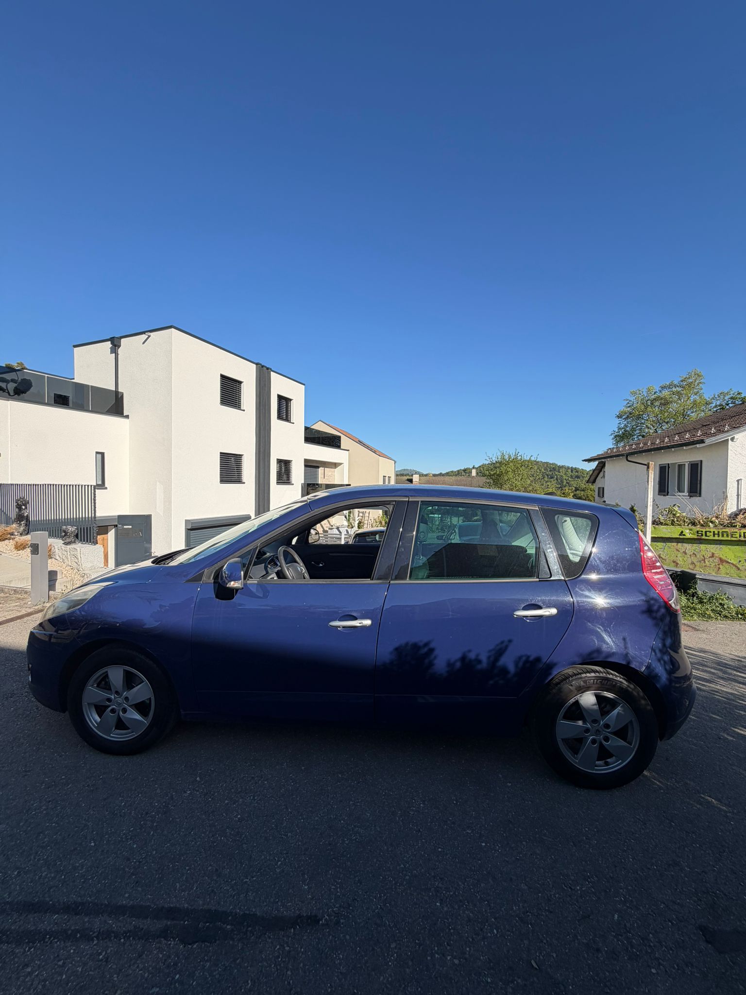 RENAULT Scénic 2.0 16V Bose Frisch ab MFK-image-1