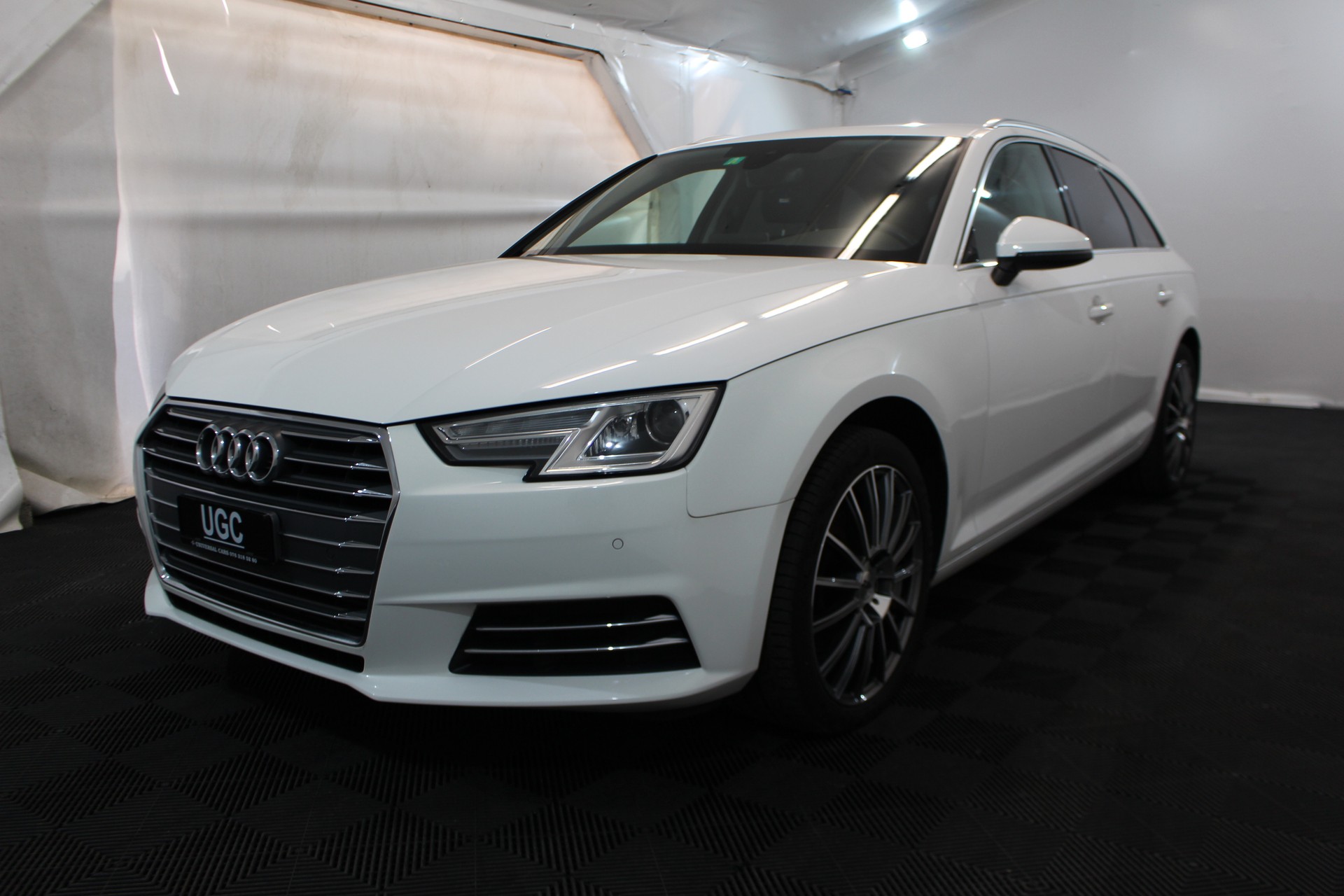 AUDI A4 Avant 2.0 TFSI 190 ultra Sport S-Tronic-image-2