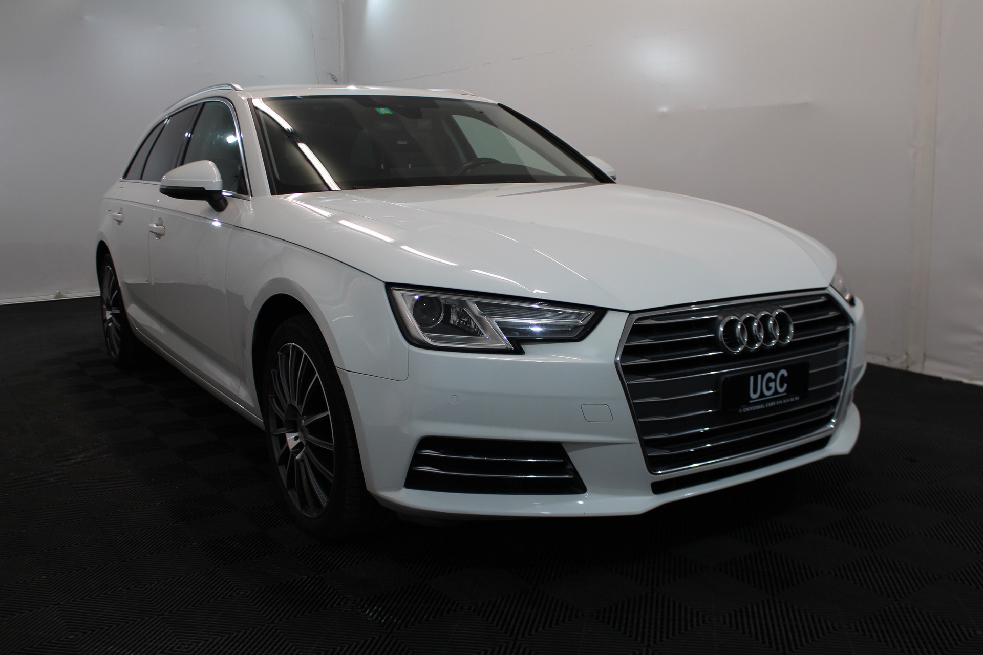 AUDI A4 Avant 2.0 TFSI 190 ultra Sport S-Tronic-image-0