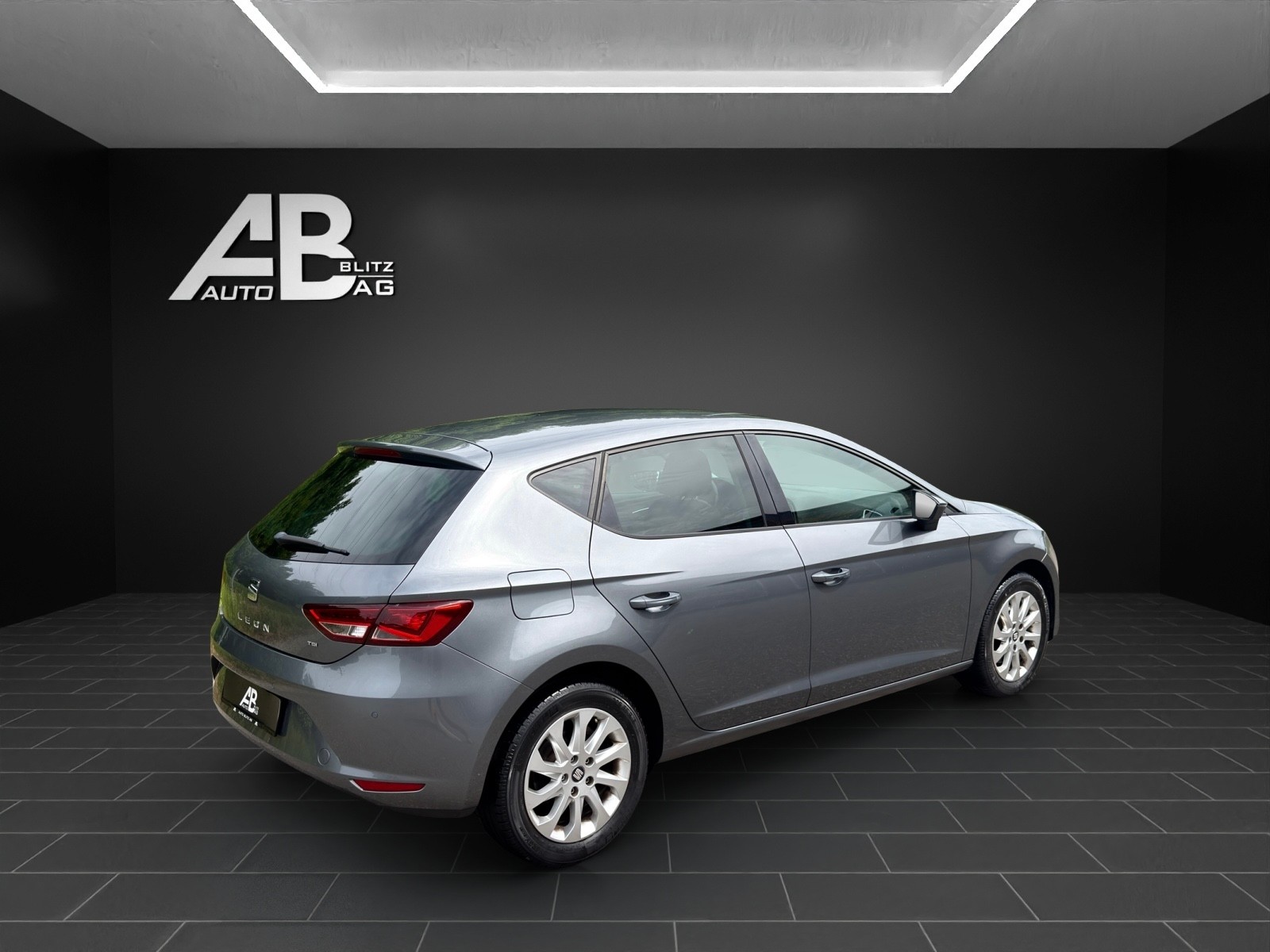 SEAT Leon 1.4 TSI Style-image-4