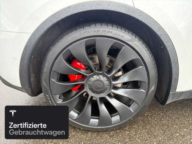 TESLA Model Y Performance-image-9