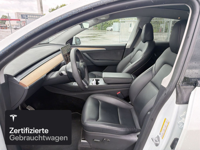 TESLA Model Y Performance-image-12
