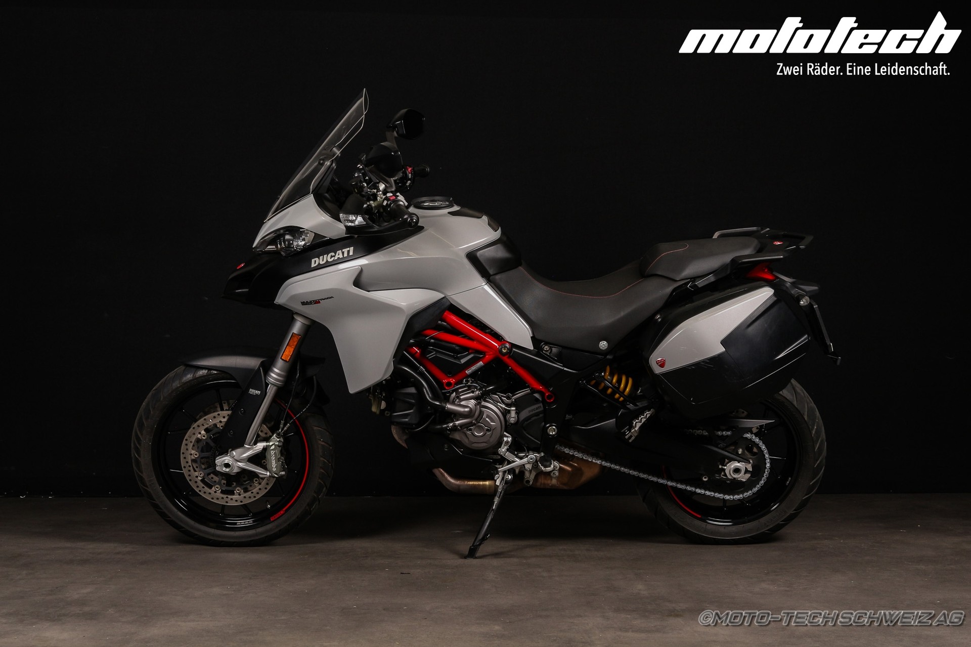 DUCATI Multistrada 950 S-showroom-element-3