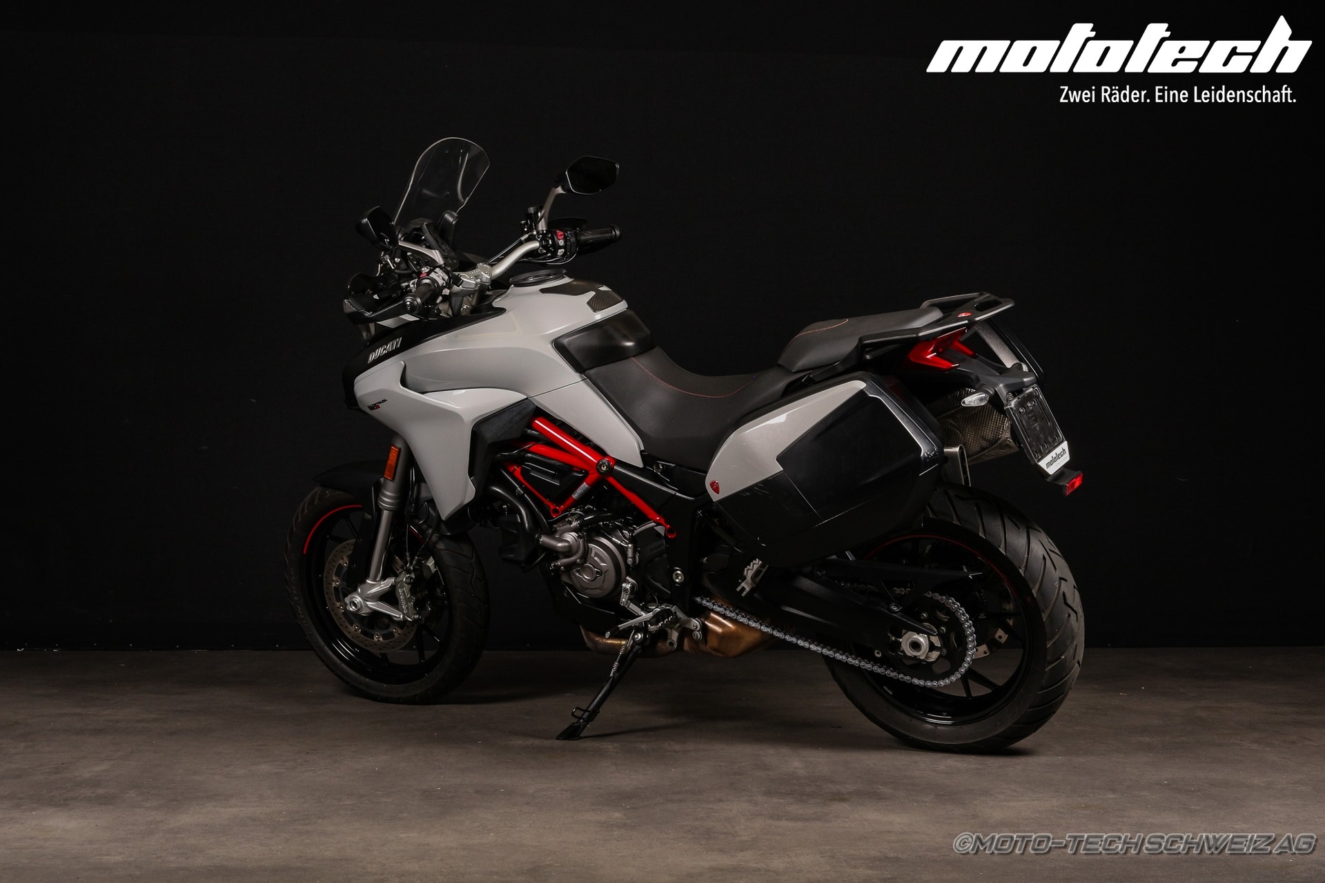 DUCATI Multistrada 950 S-showroom-element-2
