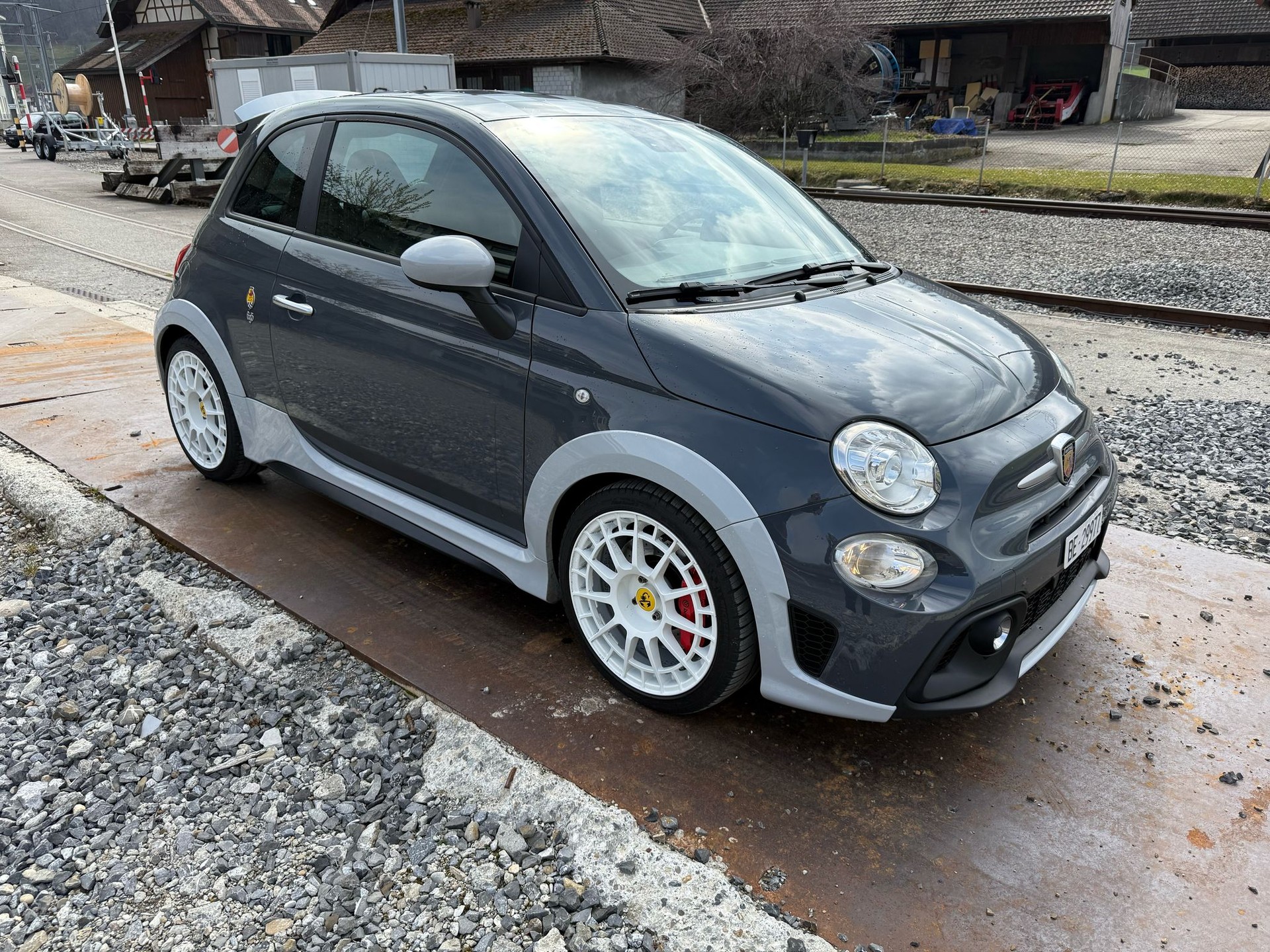 FIAT 695C 1.4 16V Turbo Abarth Rivale-image-2