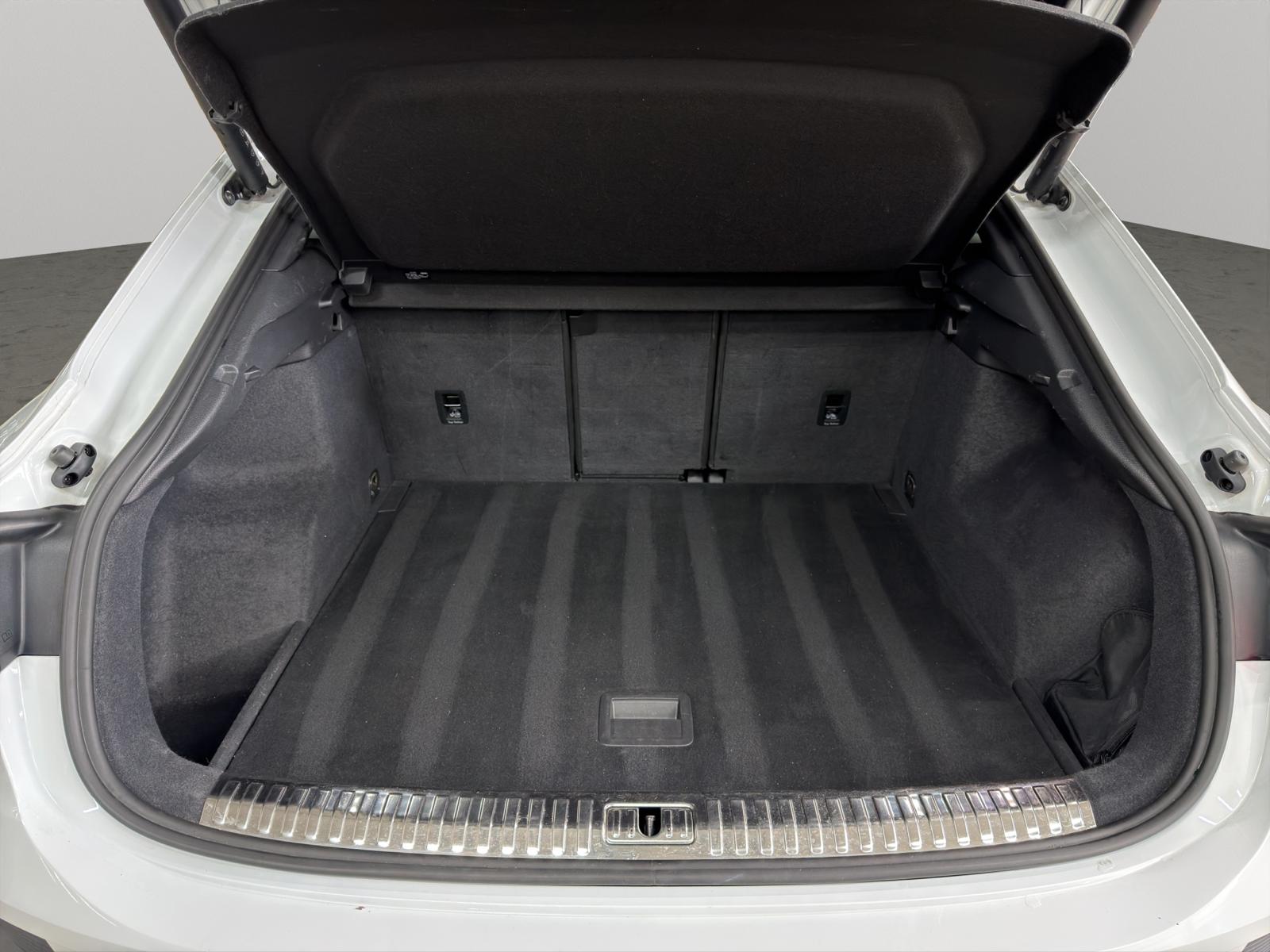 AUDI Q3 Sportback 35 TDI quattro S-tronic-image-29