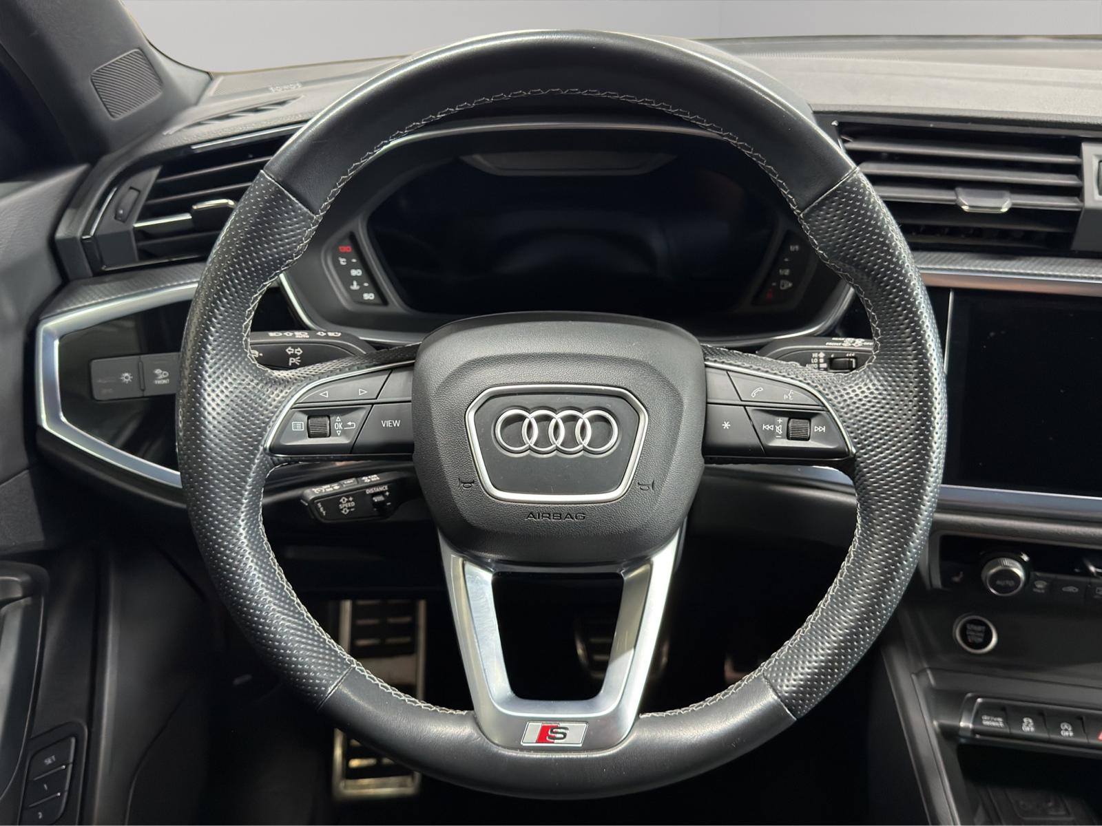 AUDI Q3 Sportback 35 TDI quattro S-tronic-image-15