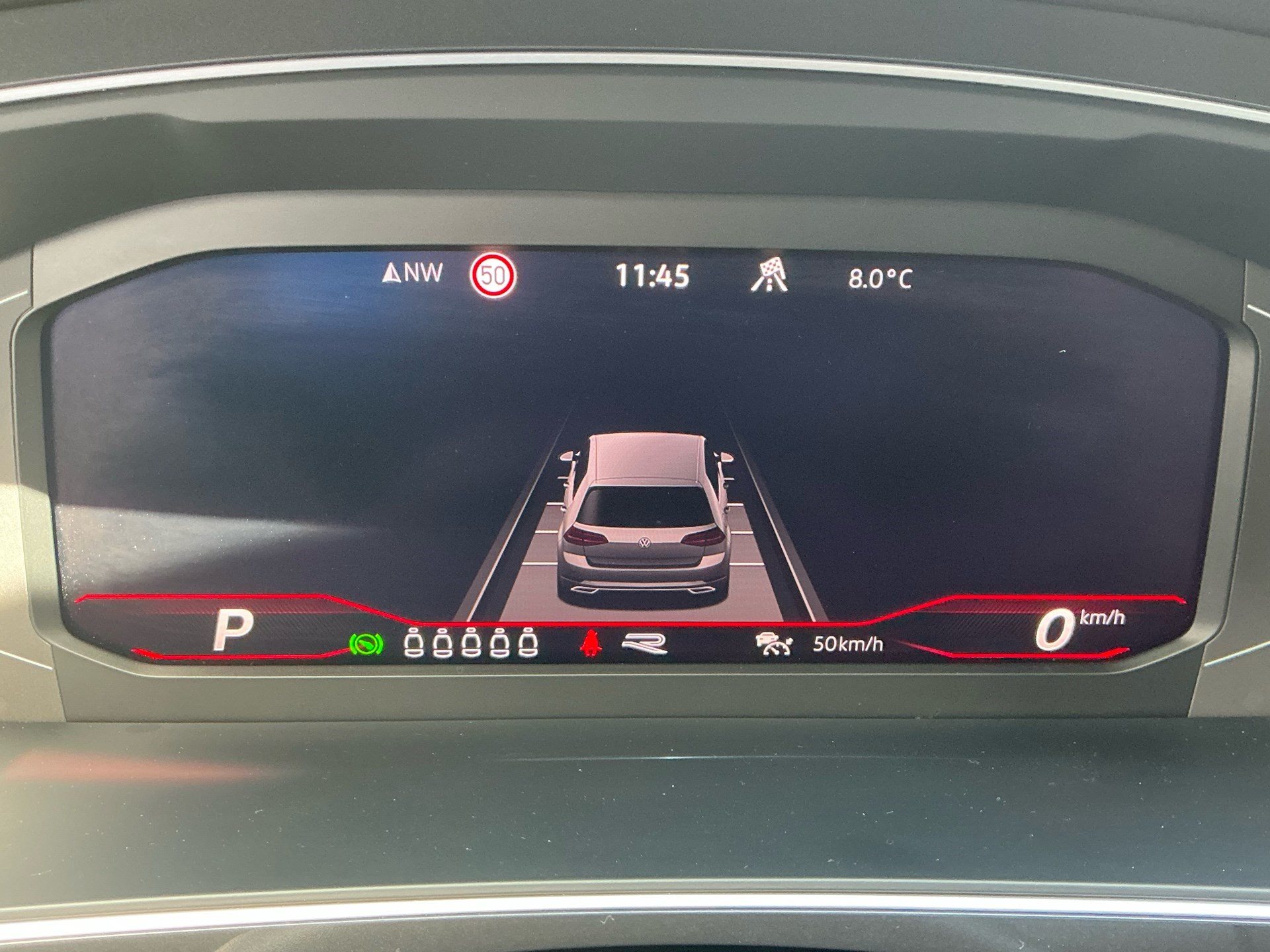 VW Tiguan Allspace R-LINE 4MOTION *** PANORAMAGLASDACH & ANHÄNGEKUPPLUNG ***-image-11