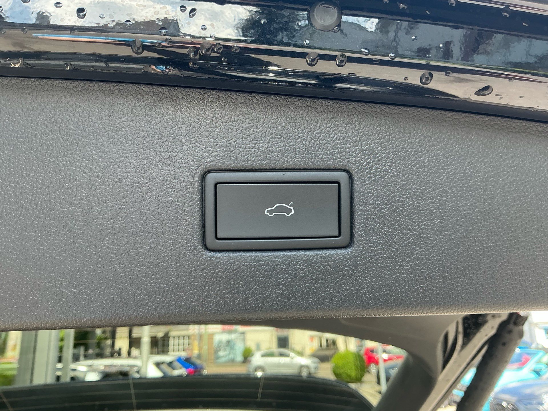 VW Tiguan Allspace R-LINE 4MOTION *** PANORAMAGLASDACH & ANHÄNGEKUPPLUNG ***-image-28