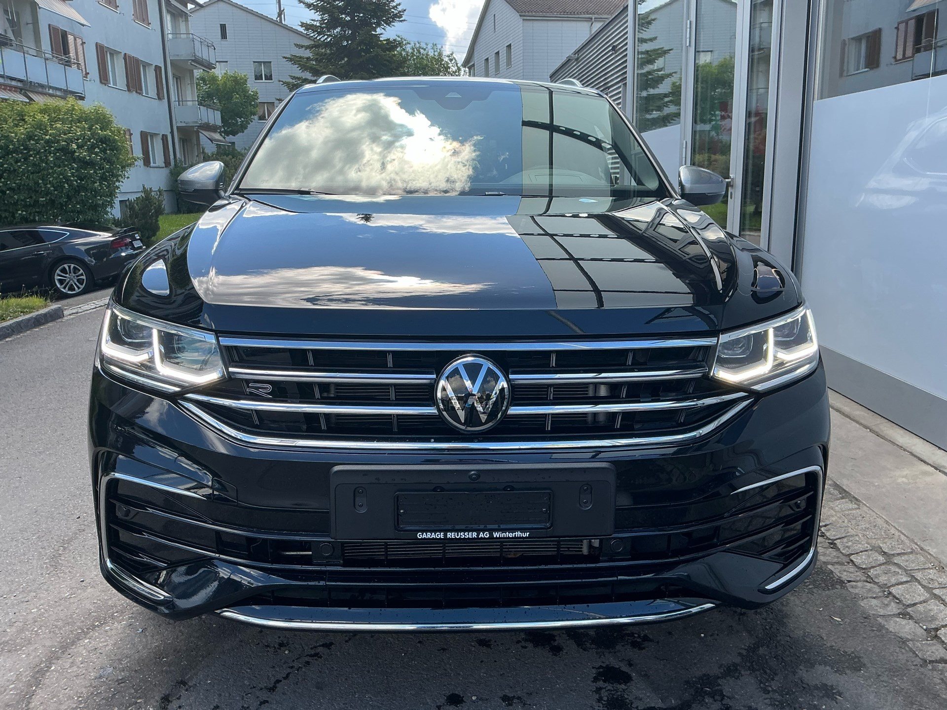VW Tiguan Allspace R-LINE 4MOTION *** PANORAMAGLASDACH & ANHÄNGEKUPPLUNG ***-showroom-element-1