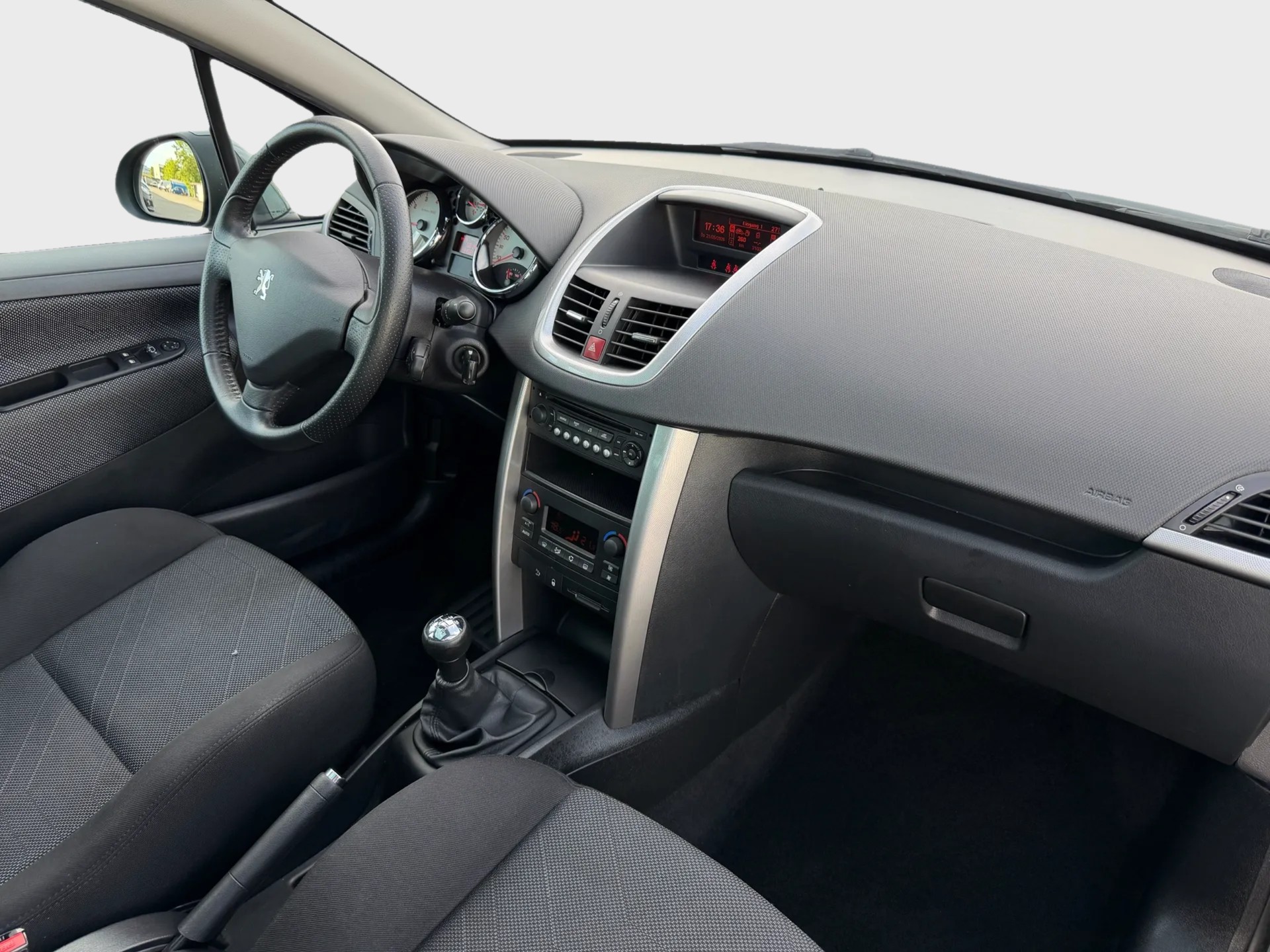 PEUGEOT 207 SW 1.6 16V Trendy-image-10